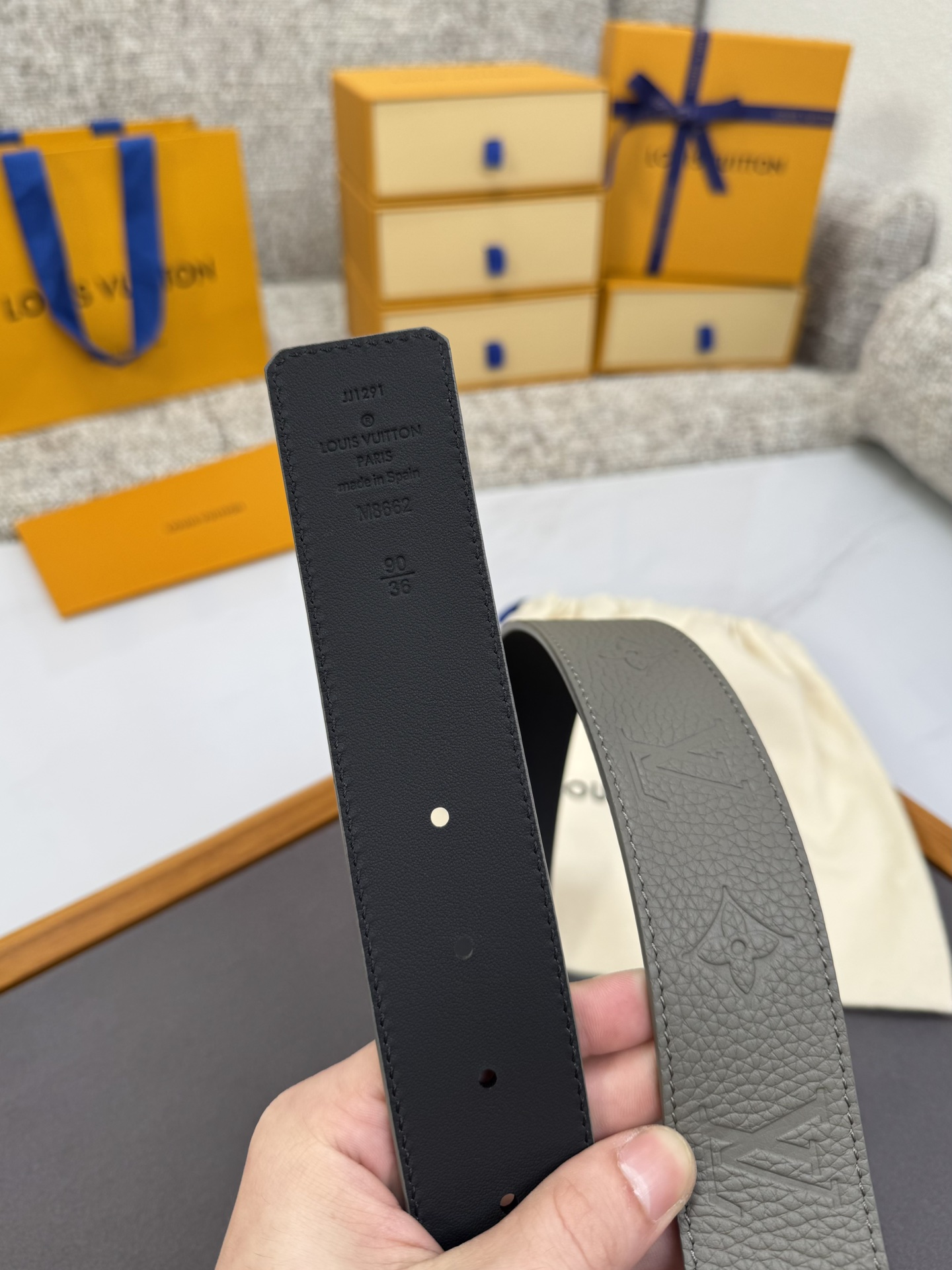 Louis Vuitton LV腰带 系列 原厂五金 精致手工绘边 柔软舒适 宽4.0