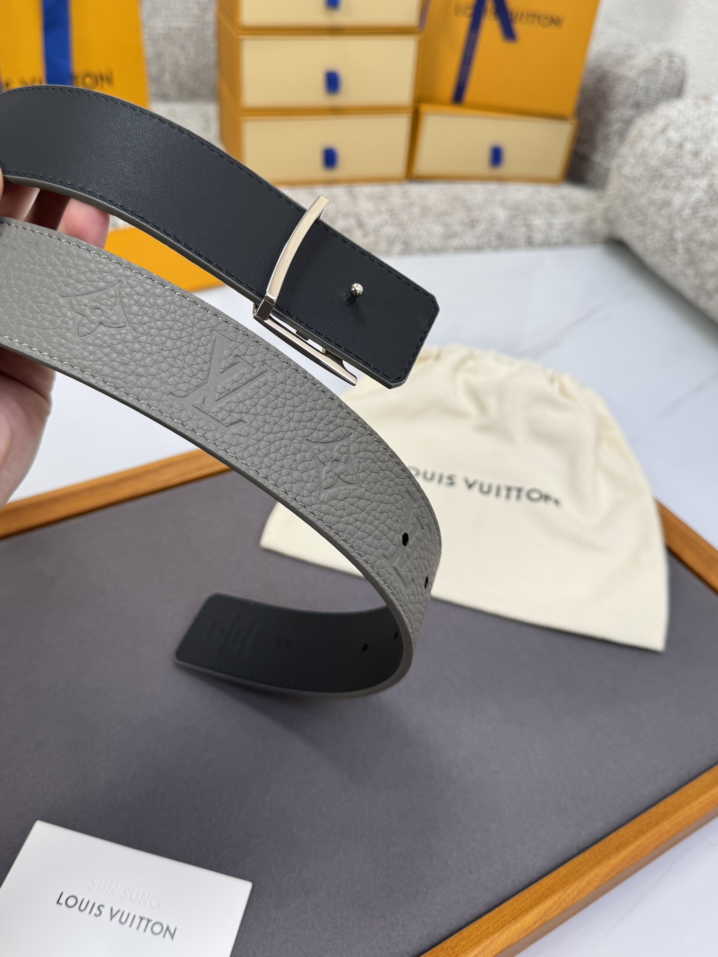 Louis Vuitton LV腰带 系列 原厂五金 精致手工绘边 柔软舒适 宽4.0