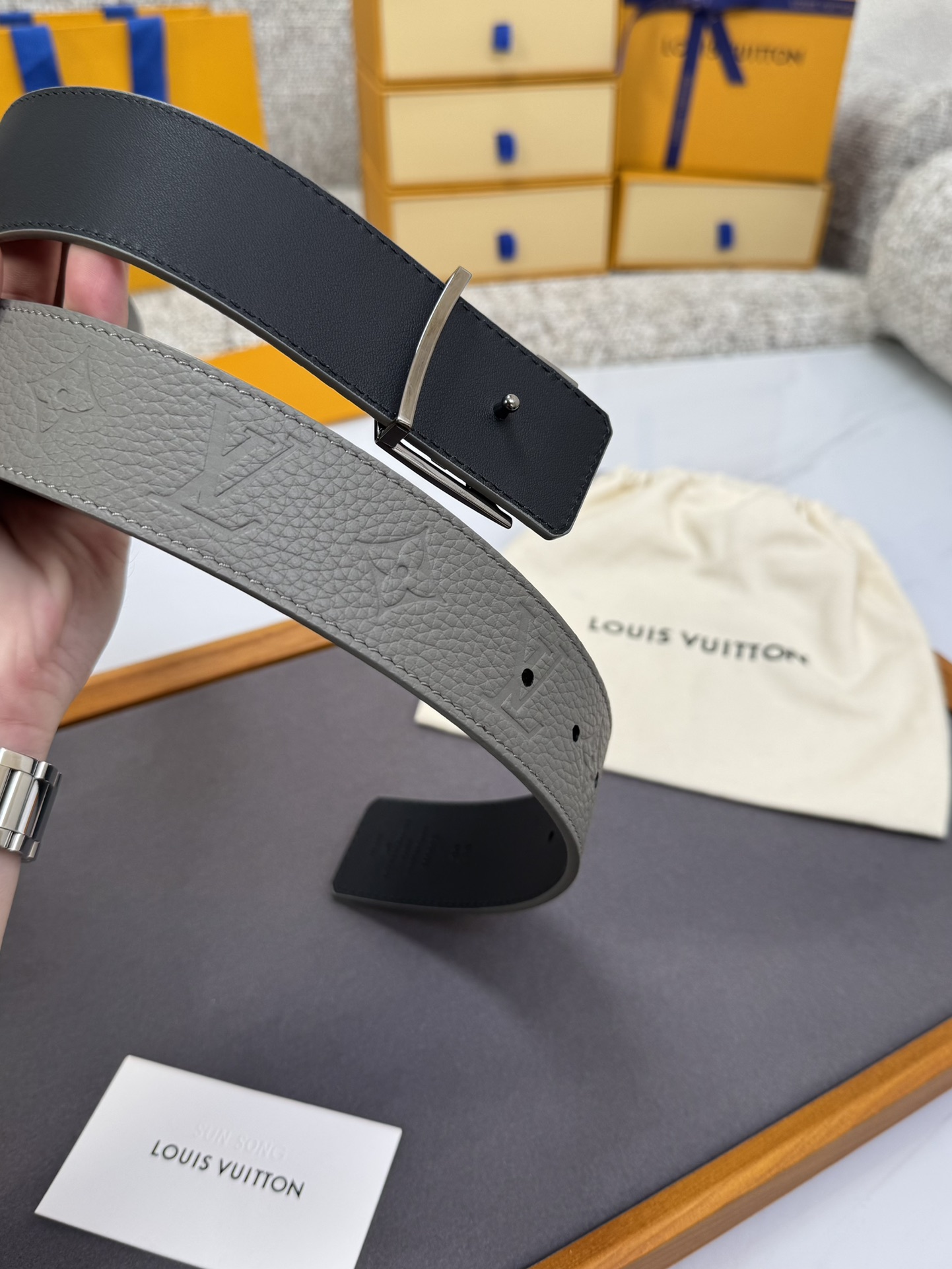 Louis Vuitton LV腰带 系列 原厂五金 精致手工绘边 柔软舒适 宽4.0