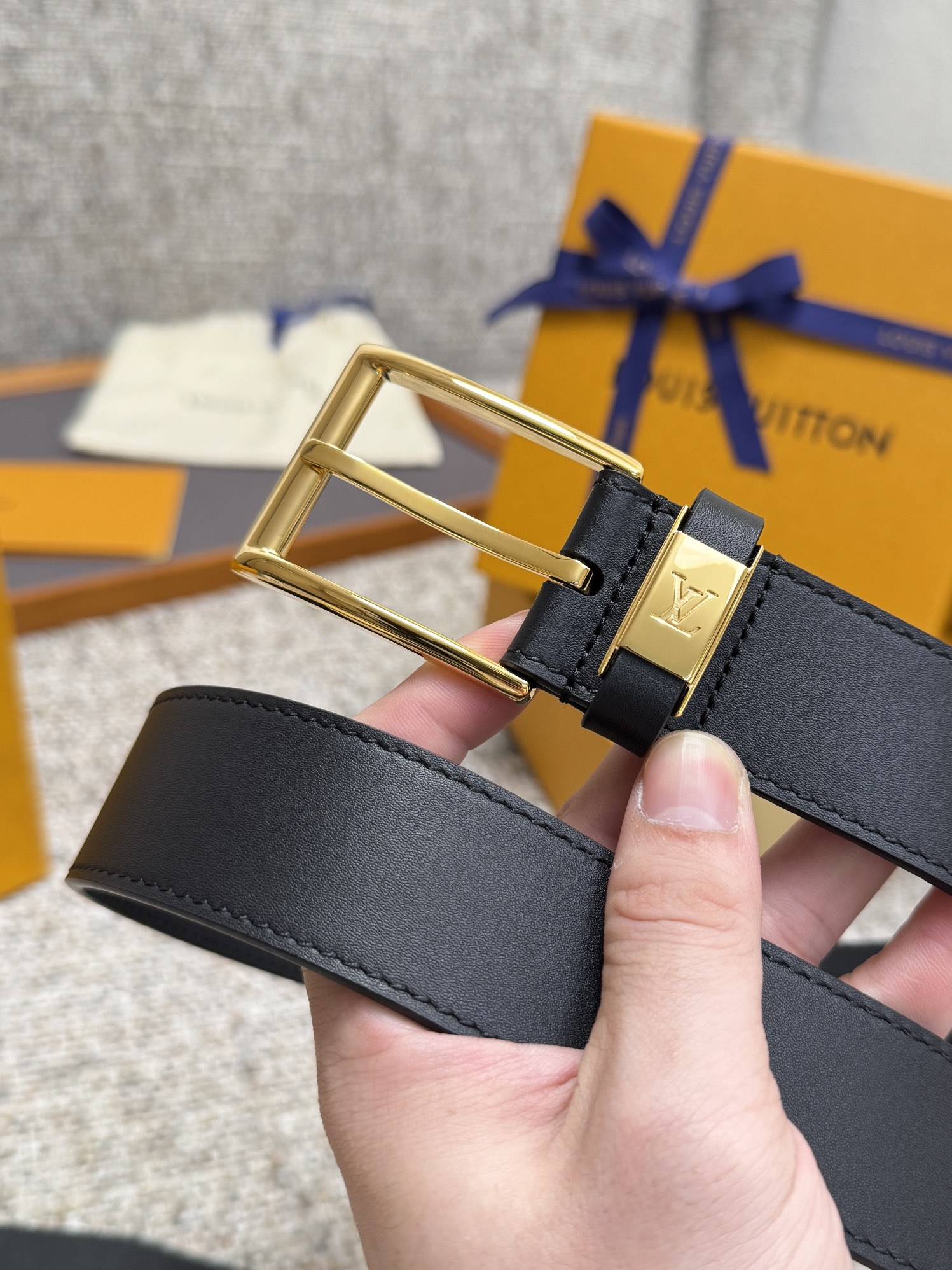 Louis Vuitton LV腰带 系列 原厂五金 精致手工绘边 柔软舒适 宽3.5