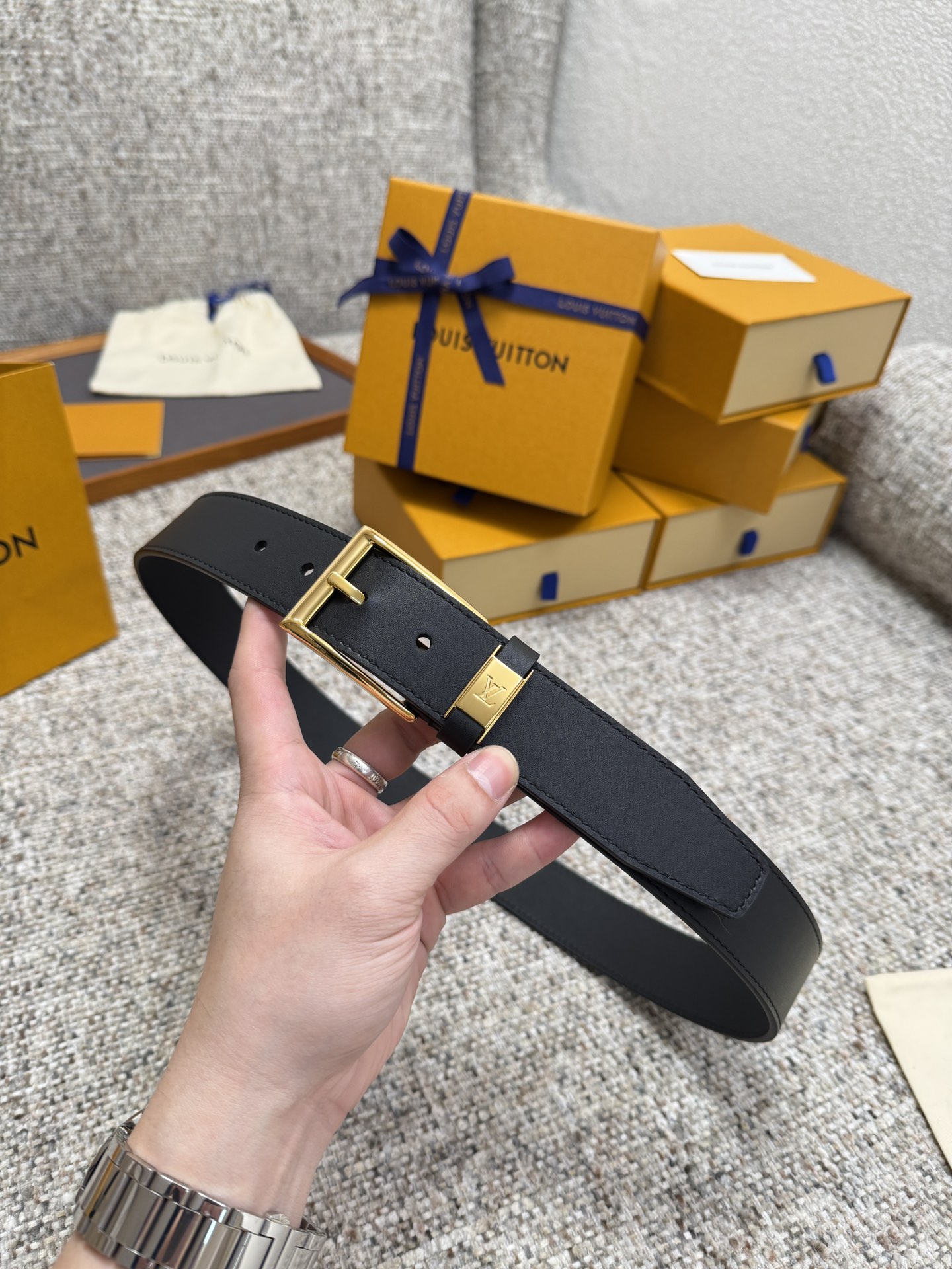 Louis Vuitton LV腰带 系列 原厂五金 精致手工绘边 柔软舒适 宽3.5