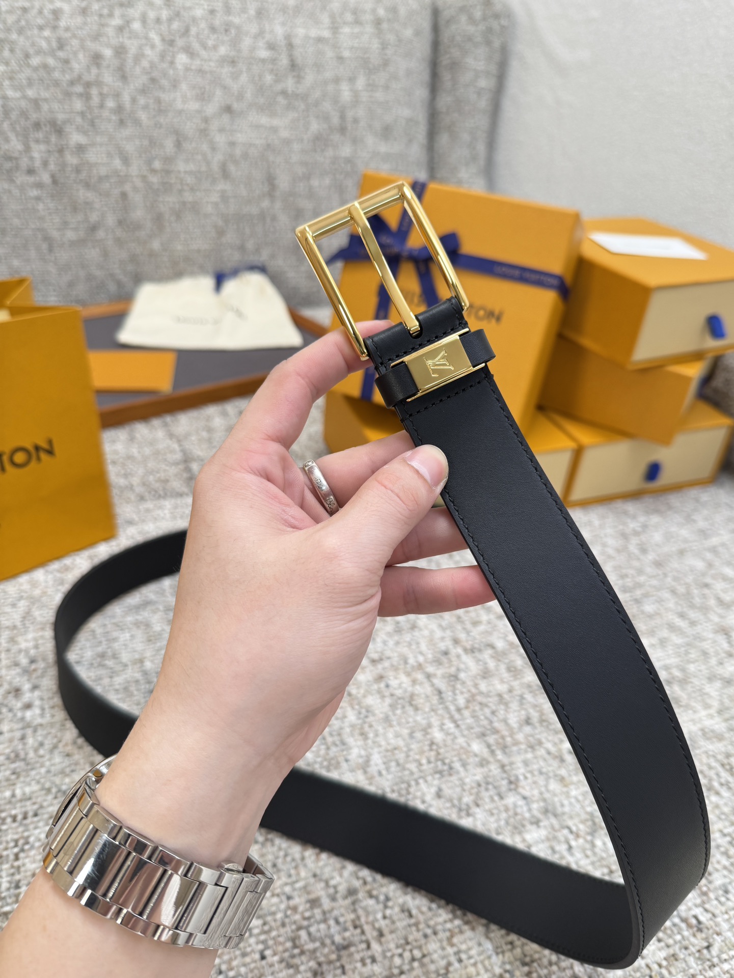 Louis Vuitton LV腰带 系列 原厂五金 精致手工绘边 柔软舒适 宽3.5