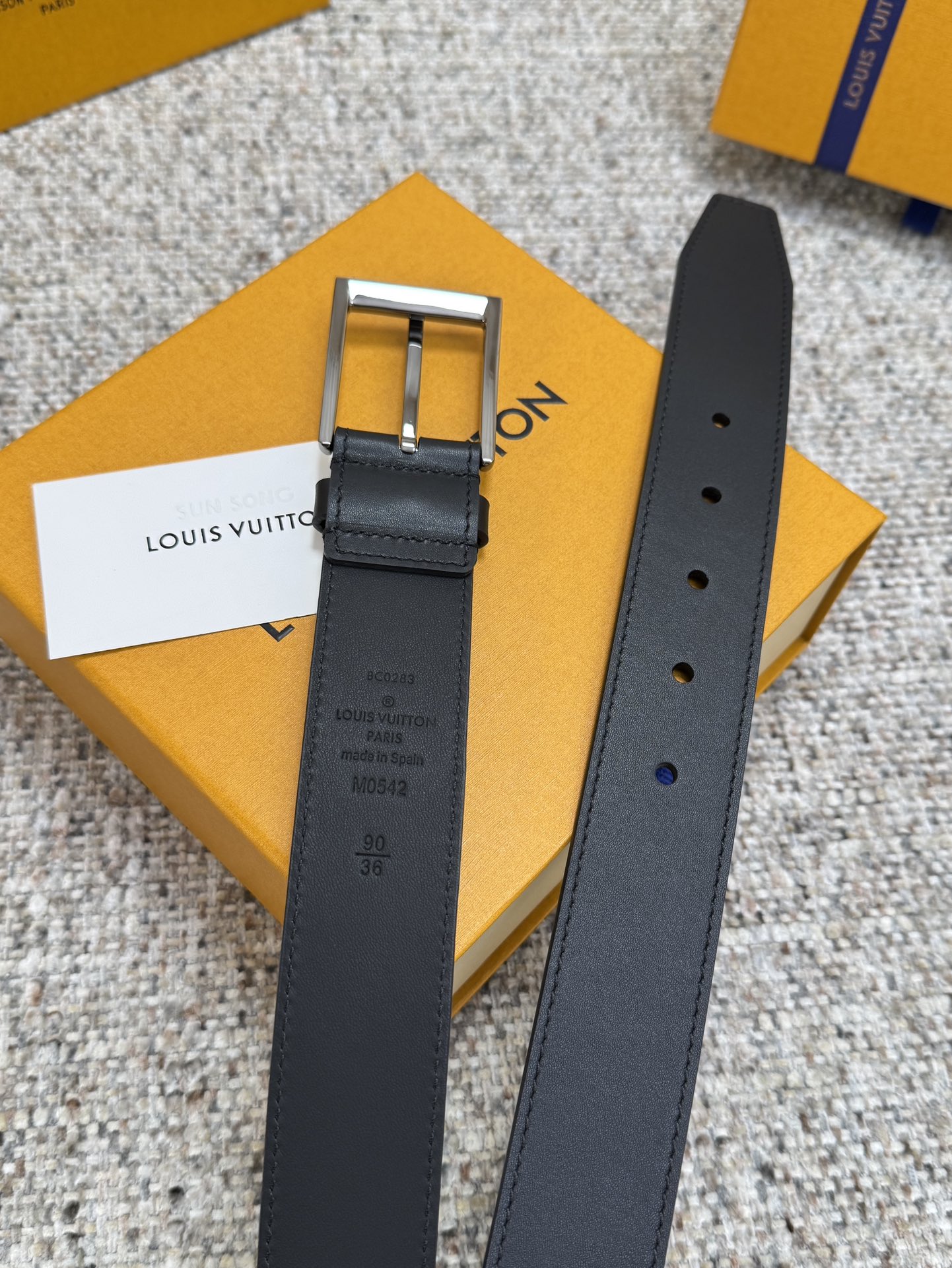 Louis Vuitton LV腰带 系列 原厂五金 精致手工绘边 柔软舒适 宽3.5