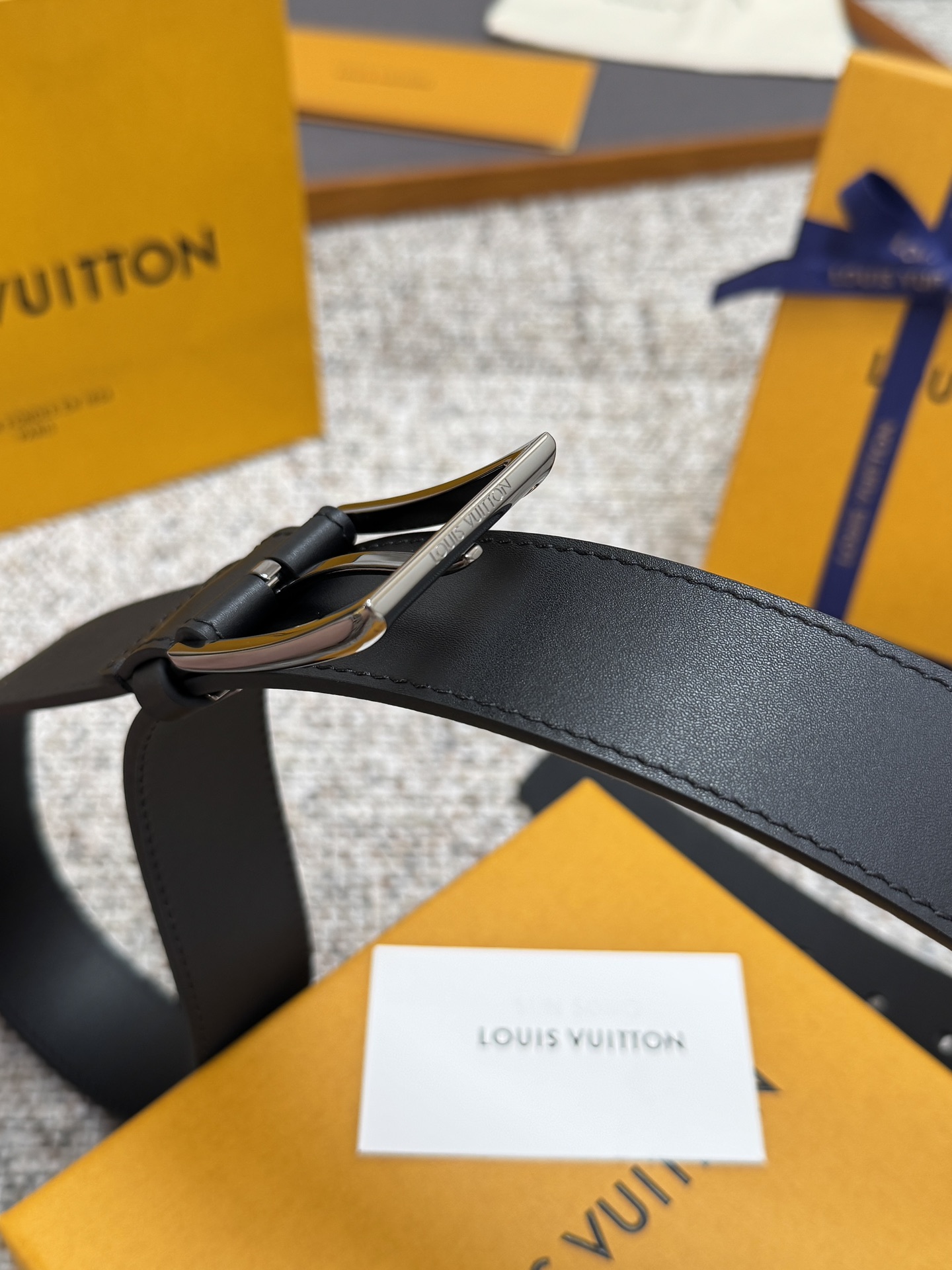 Louis Vuitton LV腰带 系列 原厂五金 精致手工绘边 柔软舒适 宽3.5