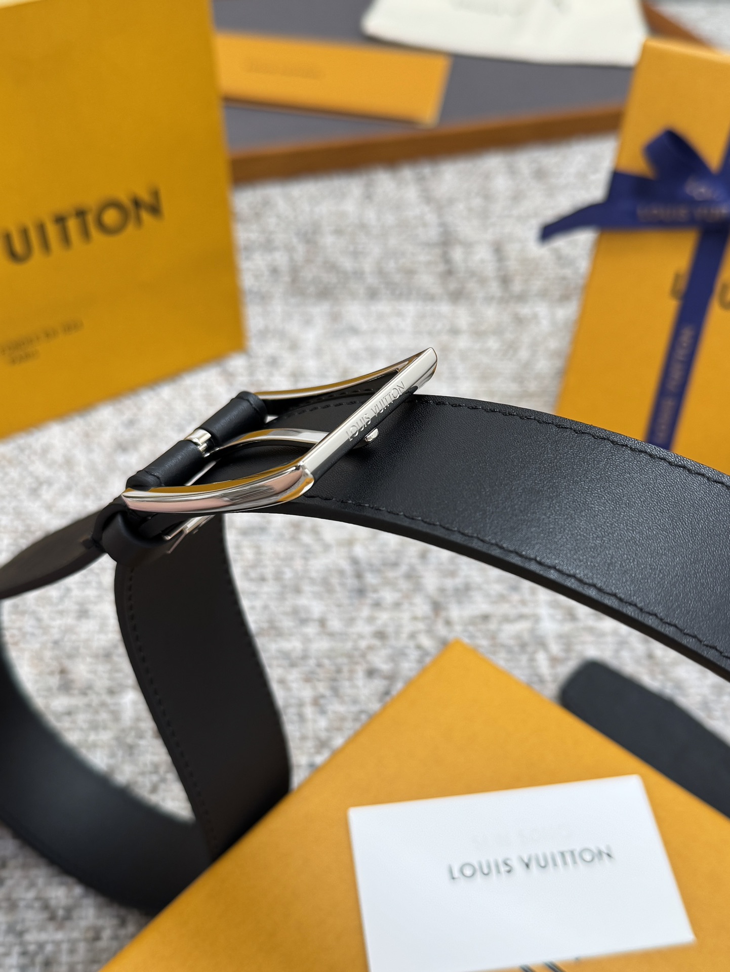 Louis Vuitton LV腰带 系列 原厂五金 精致手工绘边 柔软舒适 宽3.5