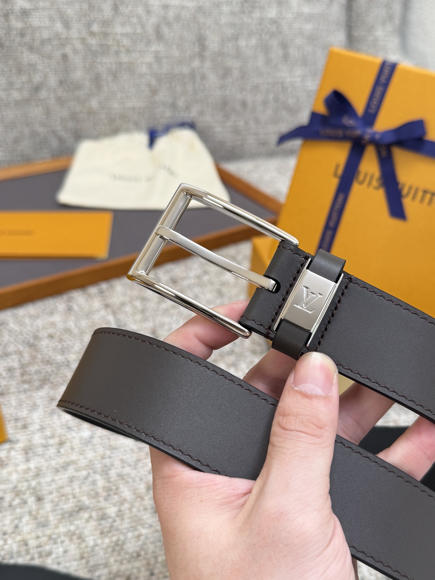 Louis Vuitton LV腰带 系列 原厂五金 精致手工绘边 柔软舒适 宽3.5