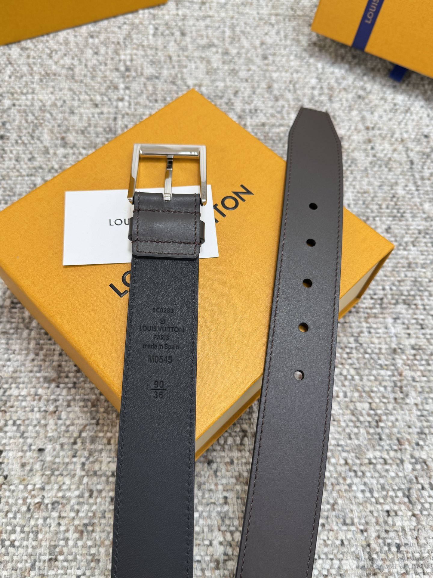 Louis Vuitton LV腰带 系列 原厂五金 精致手工绘边 柔软舒适 宽3.5