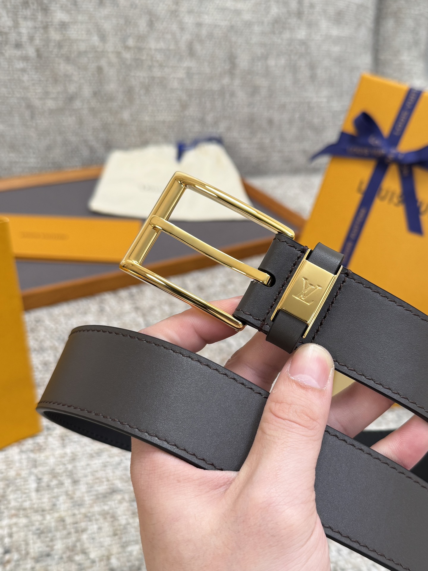 Louis Vuitton LV腰带 系列 原厂五金 精致手工绘边 柔软舒适 宽3.5