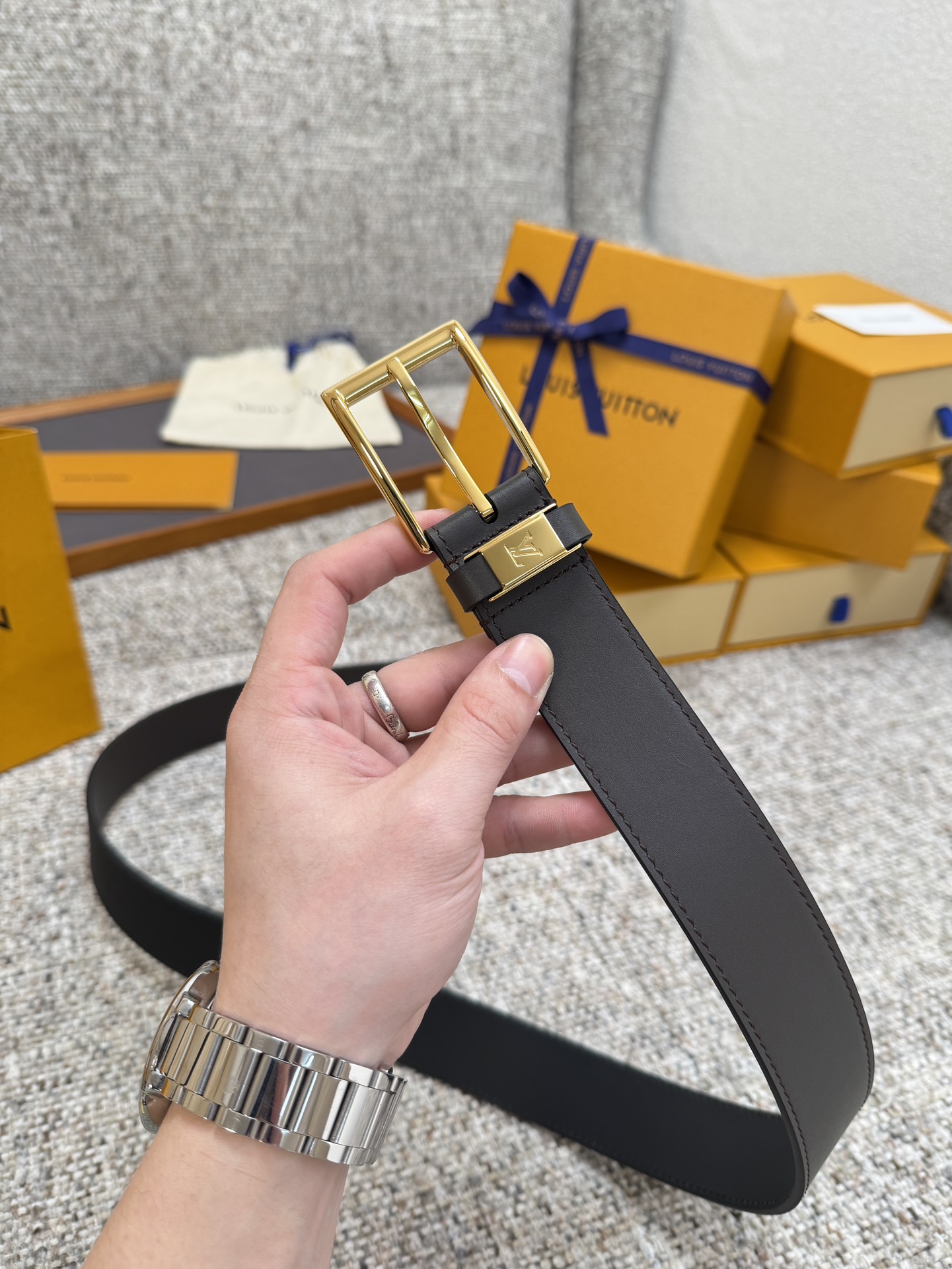Louis Vuitton LV腰带 系列 原厂五金 精致手工绘边 柔软舒适 宽3.5