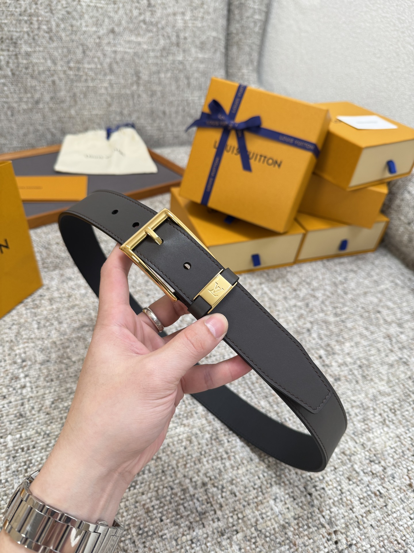 Louis Vuitton LV腰带 系列 原厂五金 精致手工绘边 柔软舒适 宽3.5