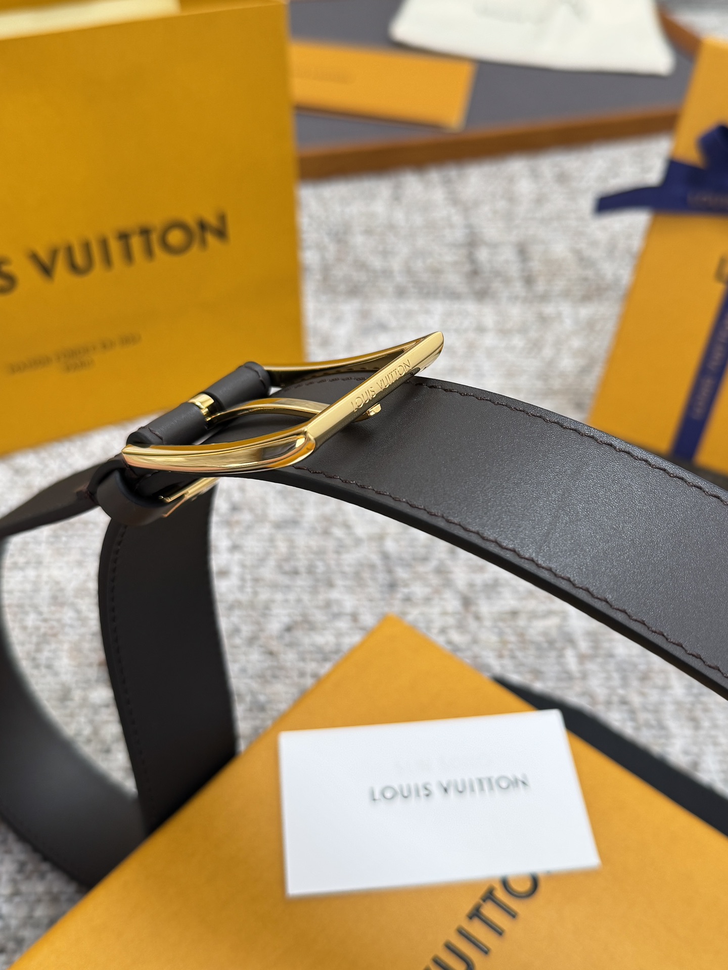 Louis Vuitton LV腰带 系列 原厂五金 精致手工绘边 柔软舒适 宽3.5