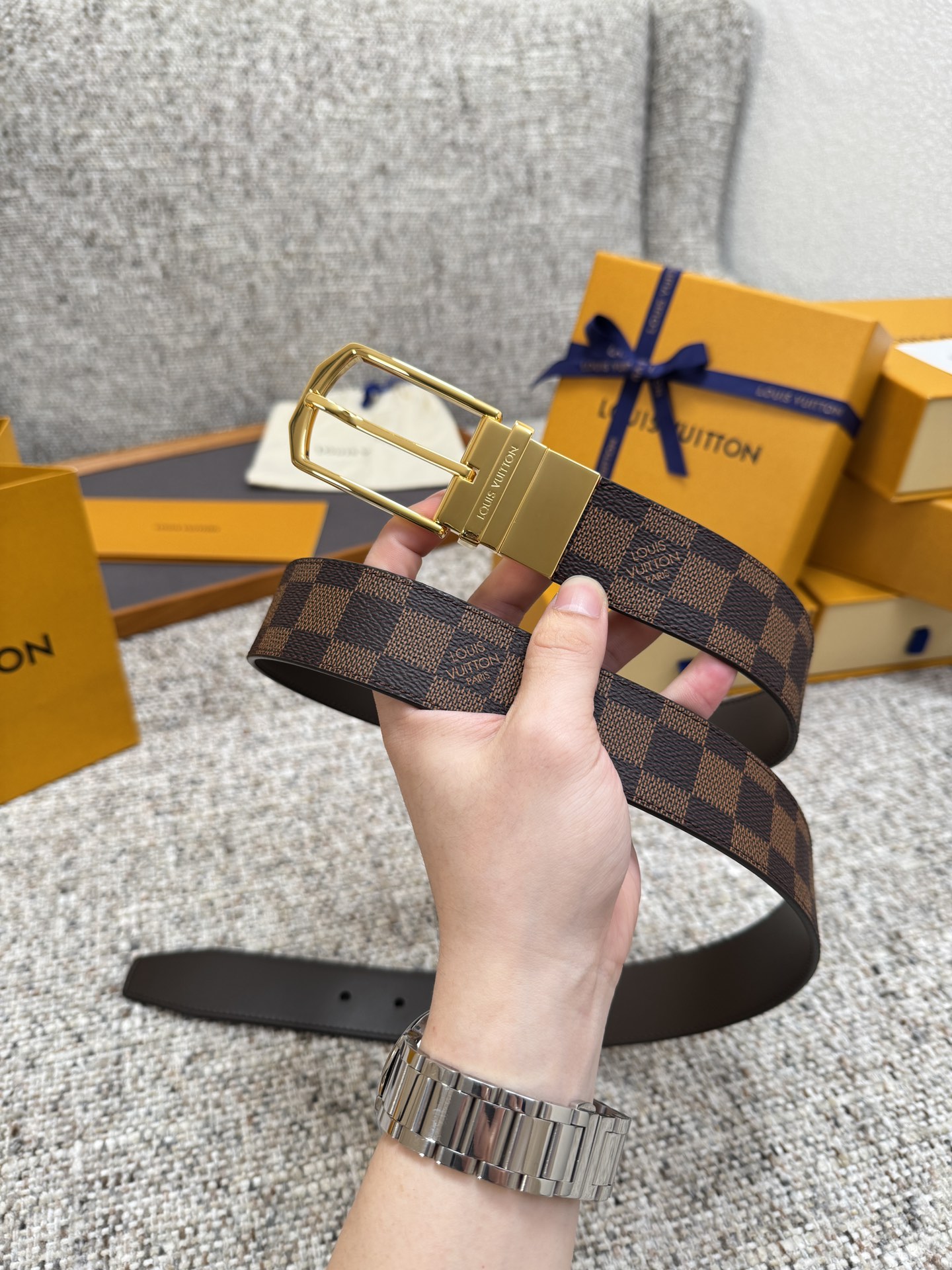 LV Style Brown Men's Belts Lookbook Reference image 2