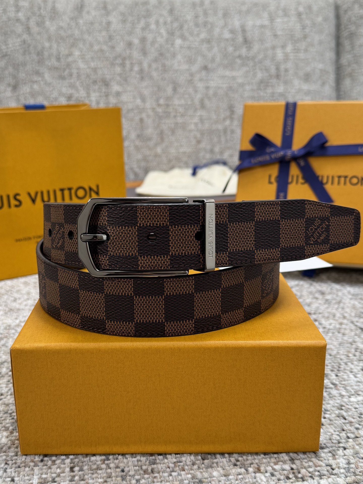 LV Style Brown Men's Belts Lookbook Reference image 1