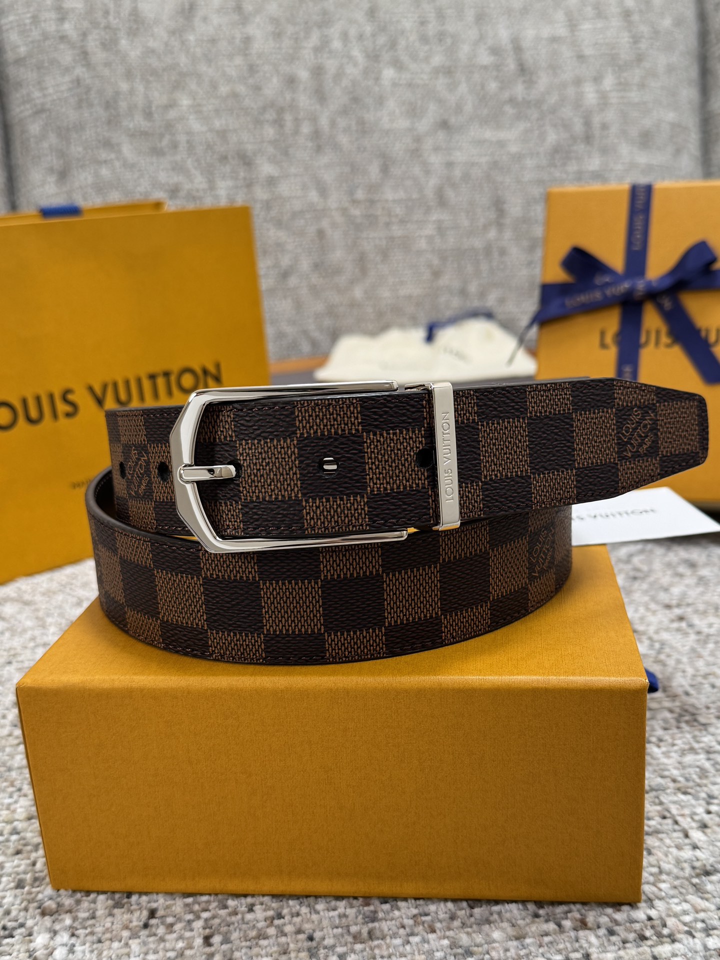 LV Style Brown Men's Belts Lookbook Reference image 1
