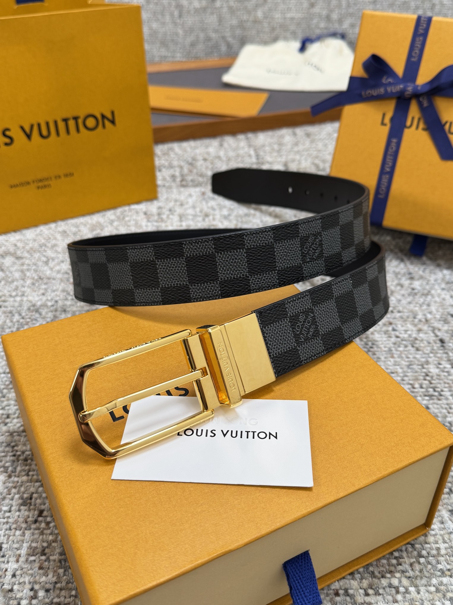 LV Style Black Men's Belts Men's Belts Men's Belt detail image 5 from source 766526