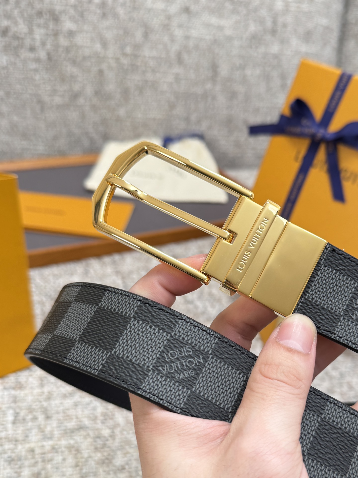 LV Style Black Men's Belts Men's Belts Men's Belt detail image 3 from source 766526
