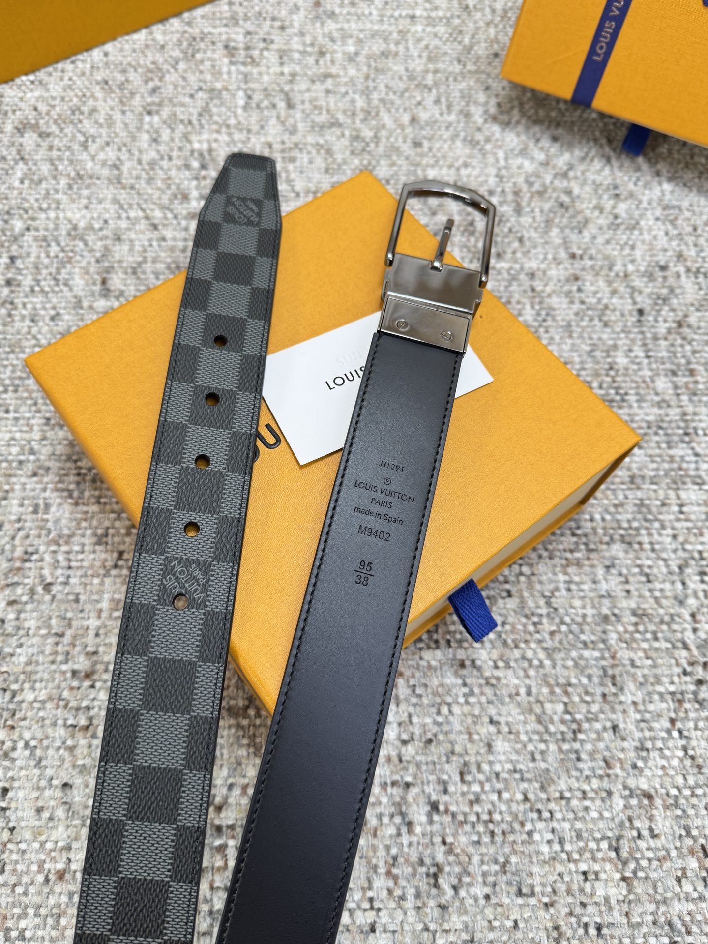 LV Style Black Men's Belts Men's Belts Men's Belt detail image 7 from source 766527
