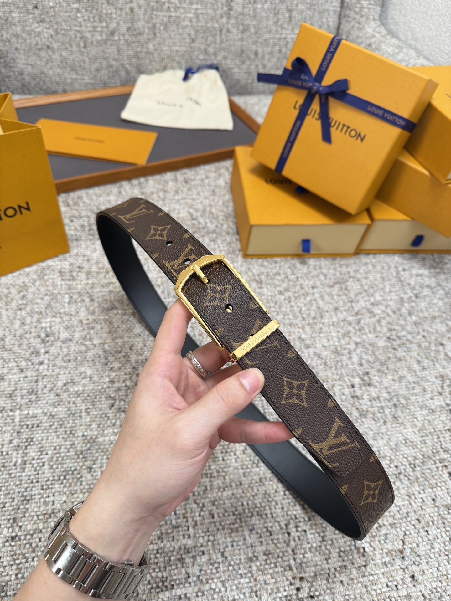 LV Style Men's Belts Men's Belts Men's Belt detail image 9 from source 766529