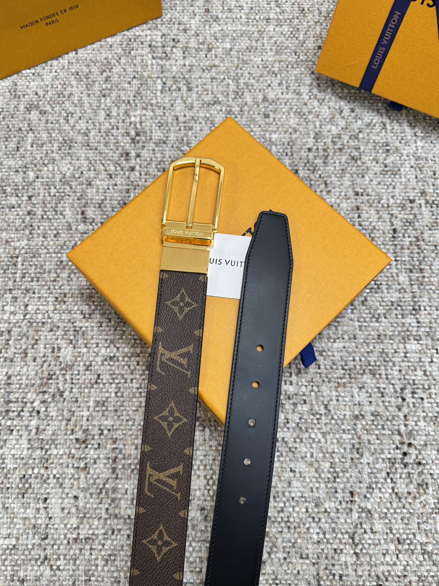 LV Style Men's Belts Men's Belts Men's Belt detail image 6 from source 766529