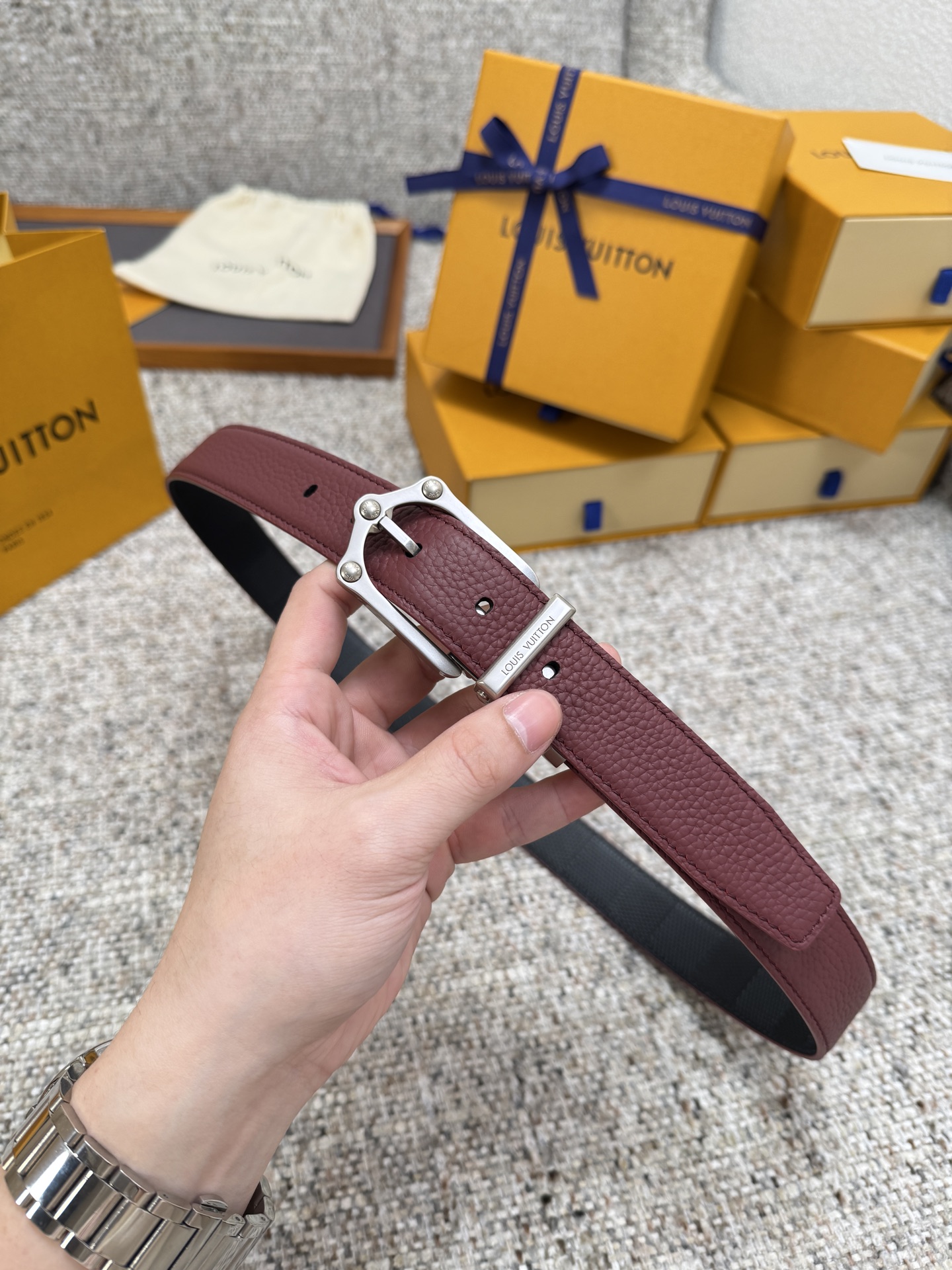  Louis Vuitton LV腰带 FROG双面腰带系列 原厂五金 精致手工绘边 柔软舒适 宽3.0 P190