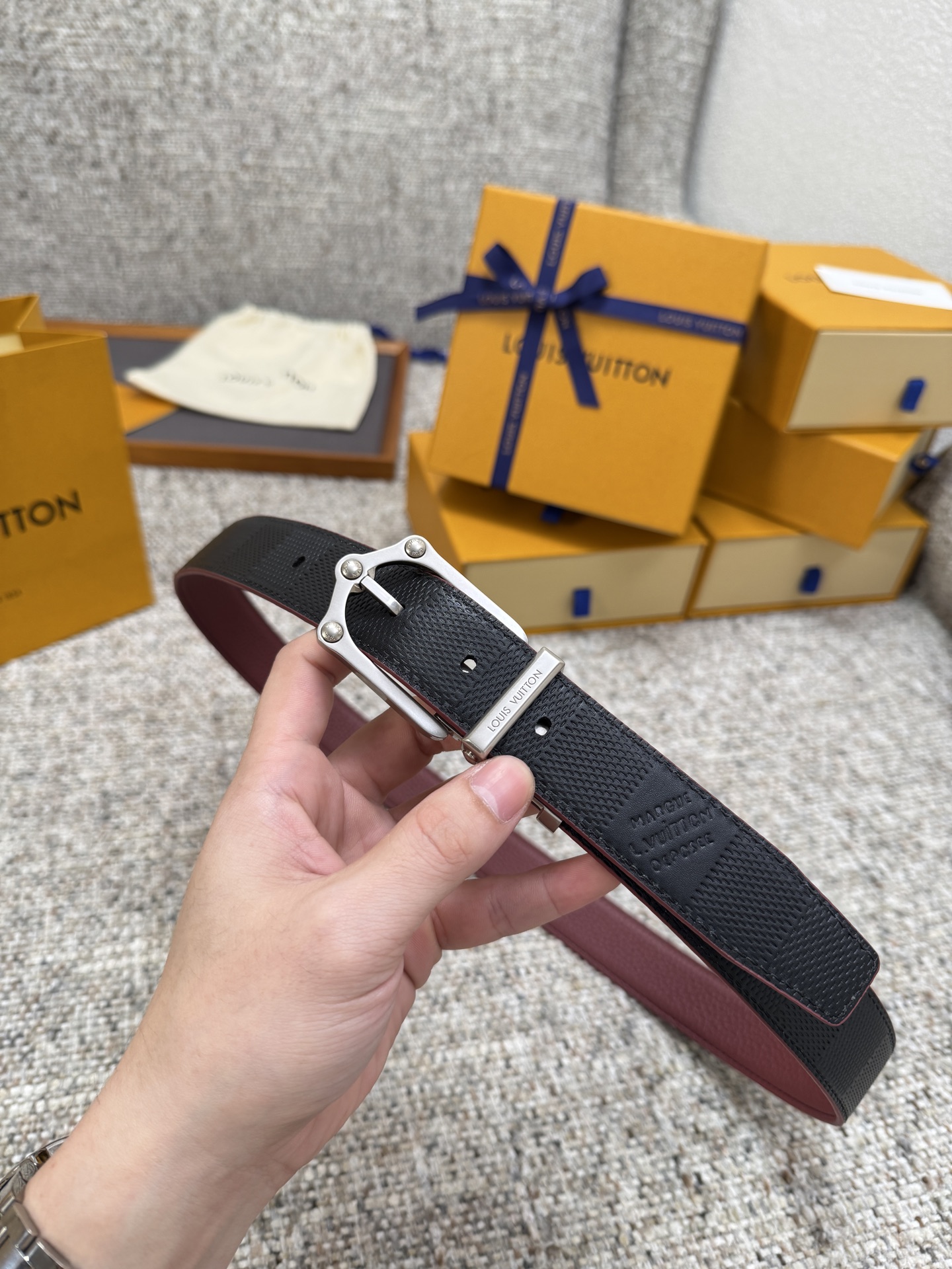  Louis Vuitton LV腰带 FROG双面腰带系列 原厂五金 精致手工绘边 柔软舒适 宽3.0 P190