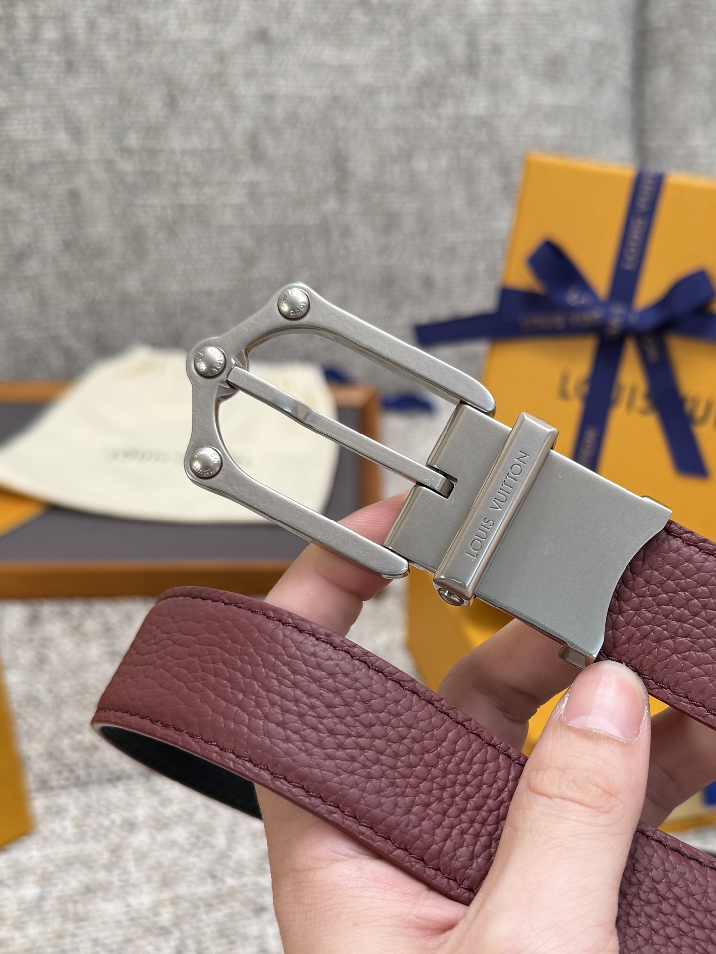  Louis Vuitton LV腰带 FROG双面腰带系列 原厂五金 精致手工绘边 柔软舒适 宽3.0 P190