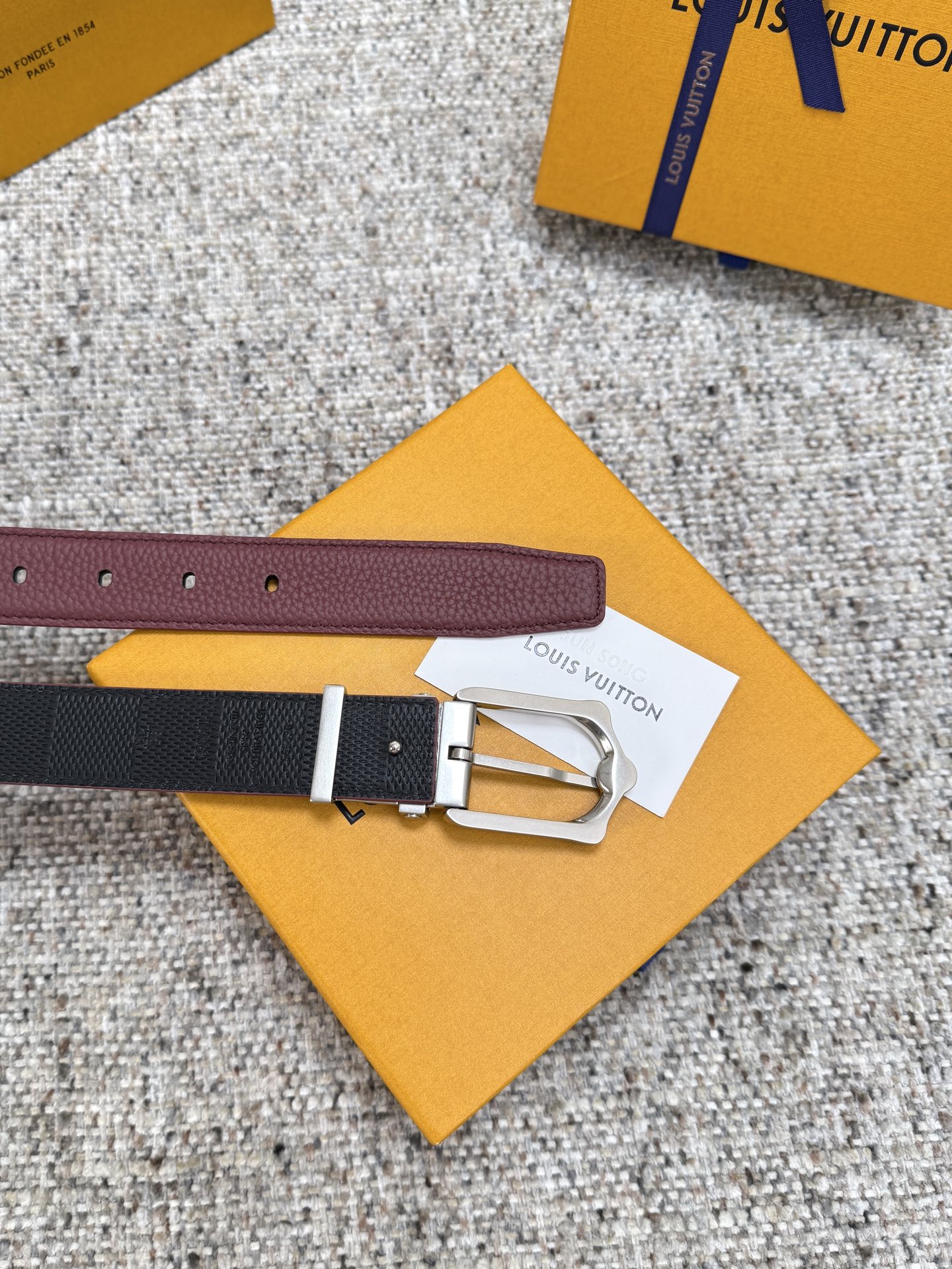  Louis Vuitton LV腰带 FROG双面腰带系列 原厂五金 精致手工绘边 柔软舒适 宽3.0 P190