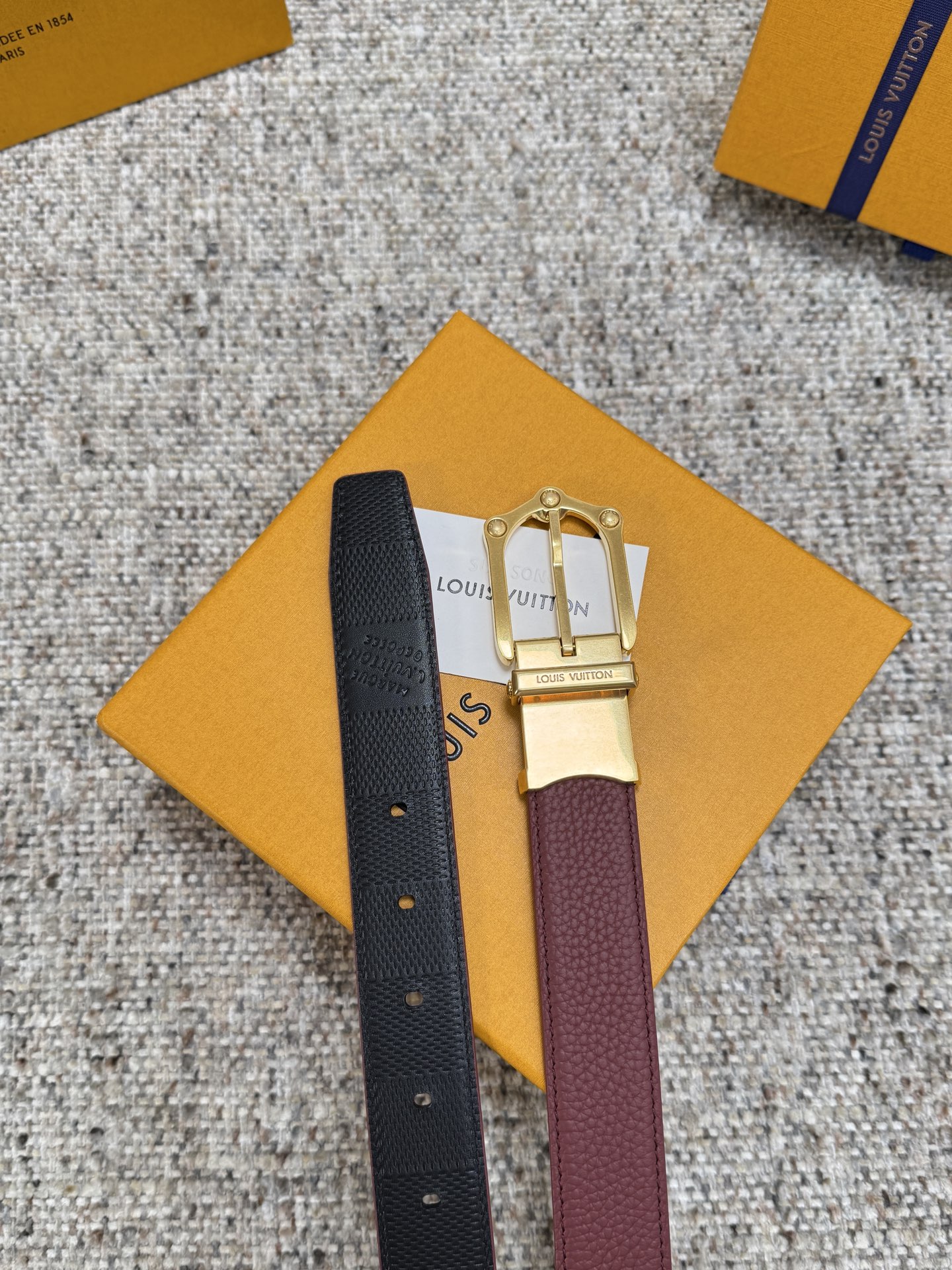  Louis Vuitton LV腰带 FROG双面腰带系列 原厂五金 精致手工绘边 柔软舒适 宽3.0 P190