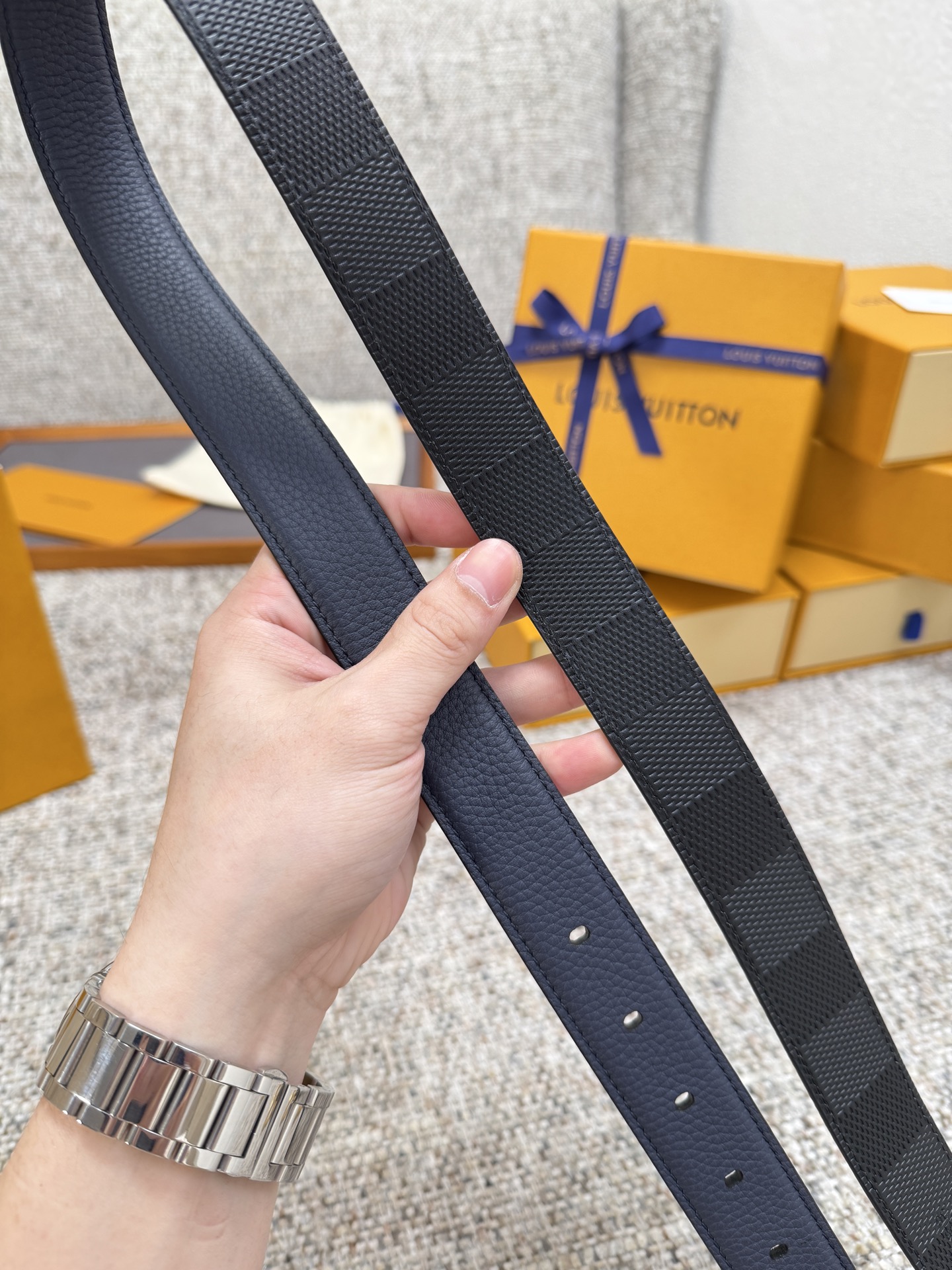  Louis Vuitton LV腰带 FROG双面腰带系列 原厂五金 精致手工绘边 柔软舒适 宽3.0 P190