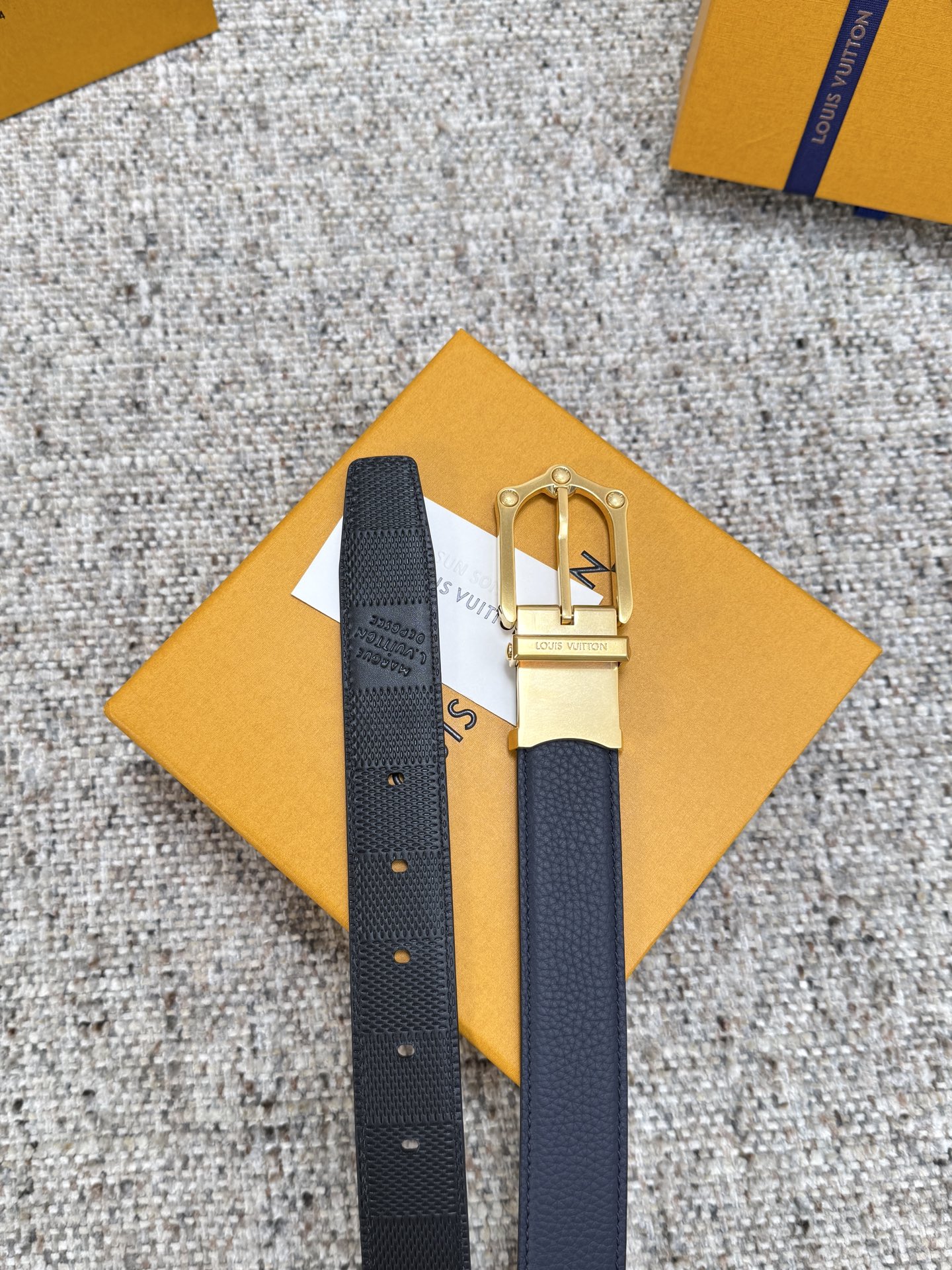  Louis Vuitton LV腰带 FROG双面腰带系列 原厂五金 精致手工绘边 柔软舒适 宽3.0 P190