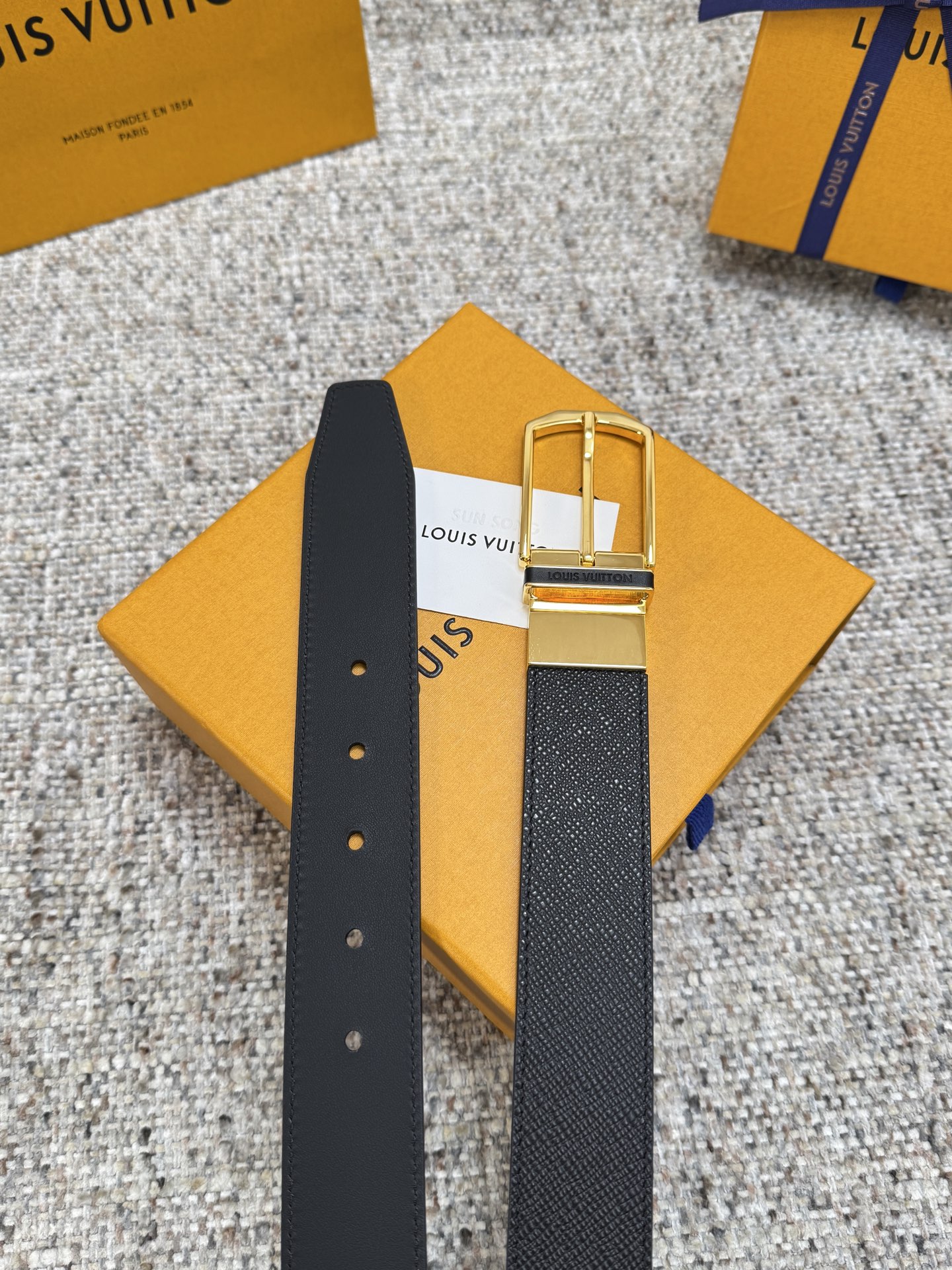 Louis Vuitton LV腰带 掌纹双面可用系列 原厂五金 精致手工绘边 柔软舒适 宽3.5