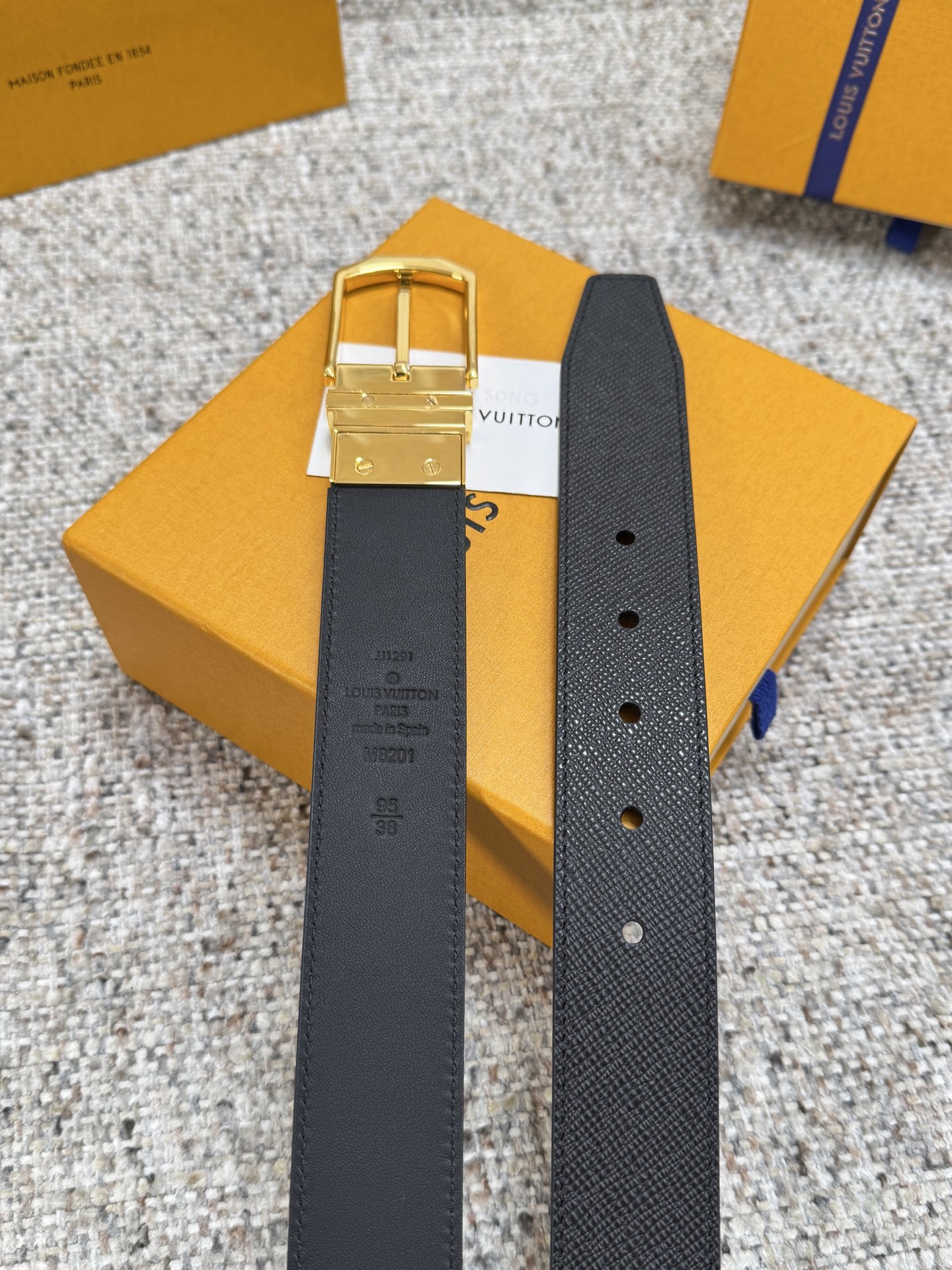 Louis Vuitton LV腰带 掌纹双面可用系列 原厂五金 精致手工绘边 柔软舒适 宽3.5