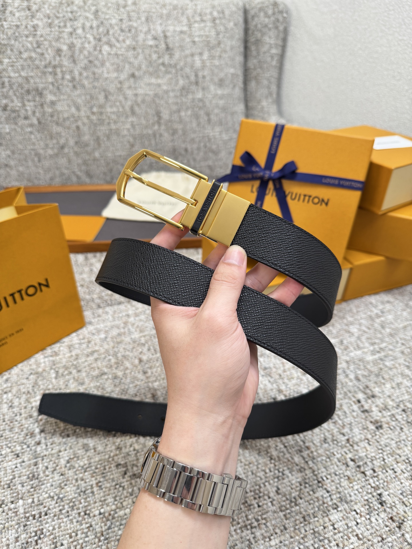 Louis Vuitton LV腰带 掌纹双面可用系列 原厂五金 精致手工绘边 柔软舒适 宽3.5