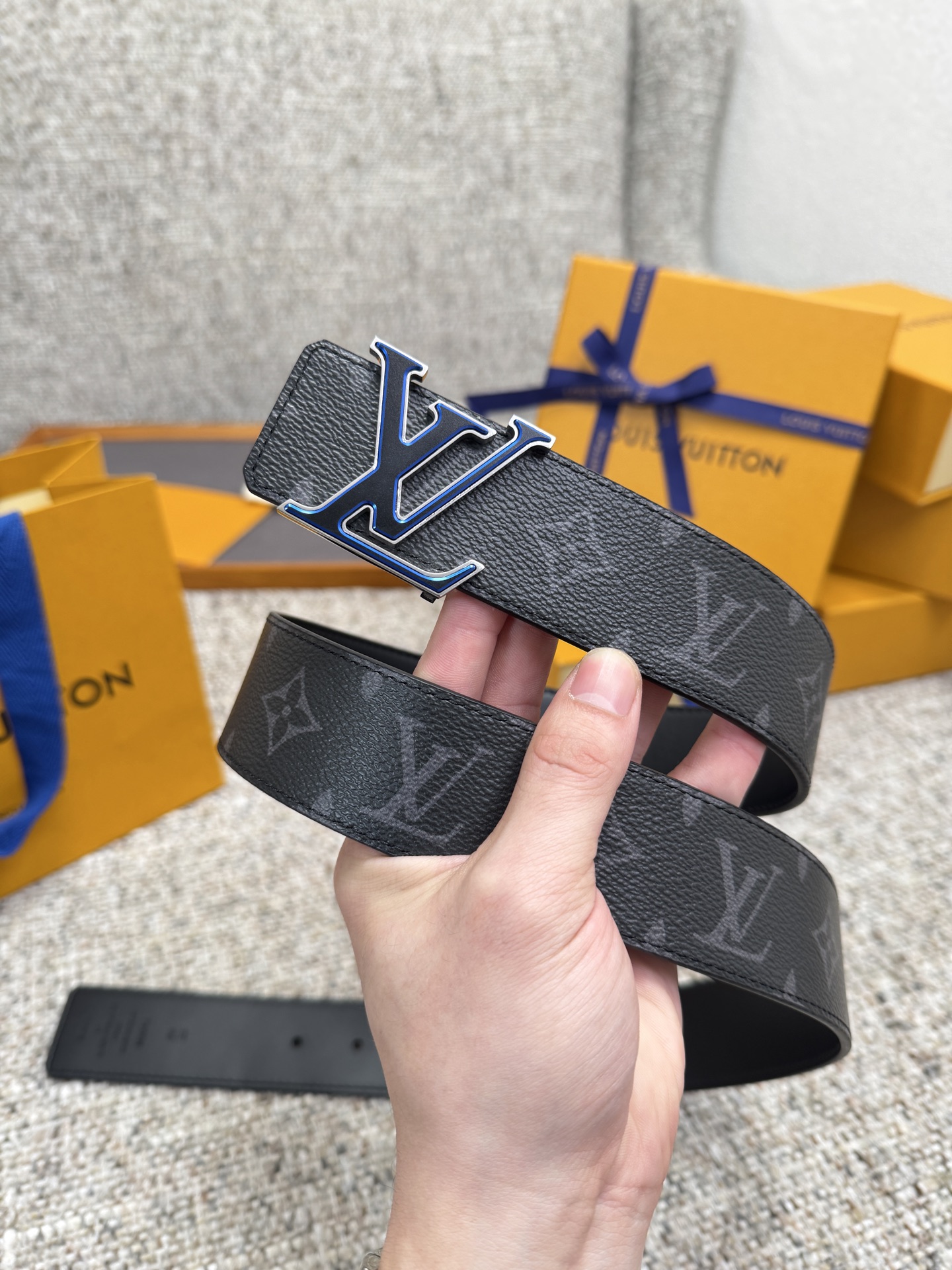 LV belt Louis Vuitton LV PVC 4.0 — photo 2