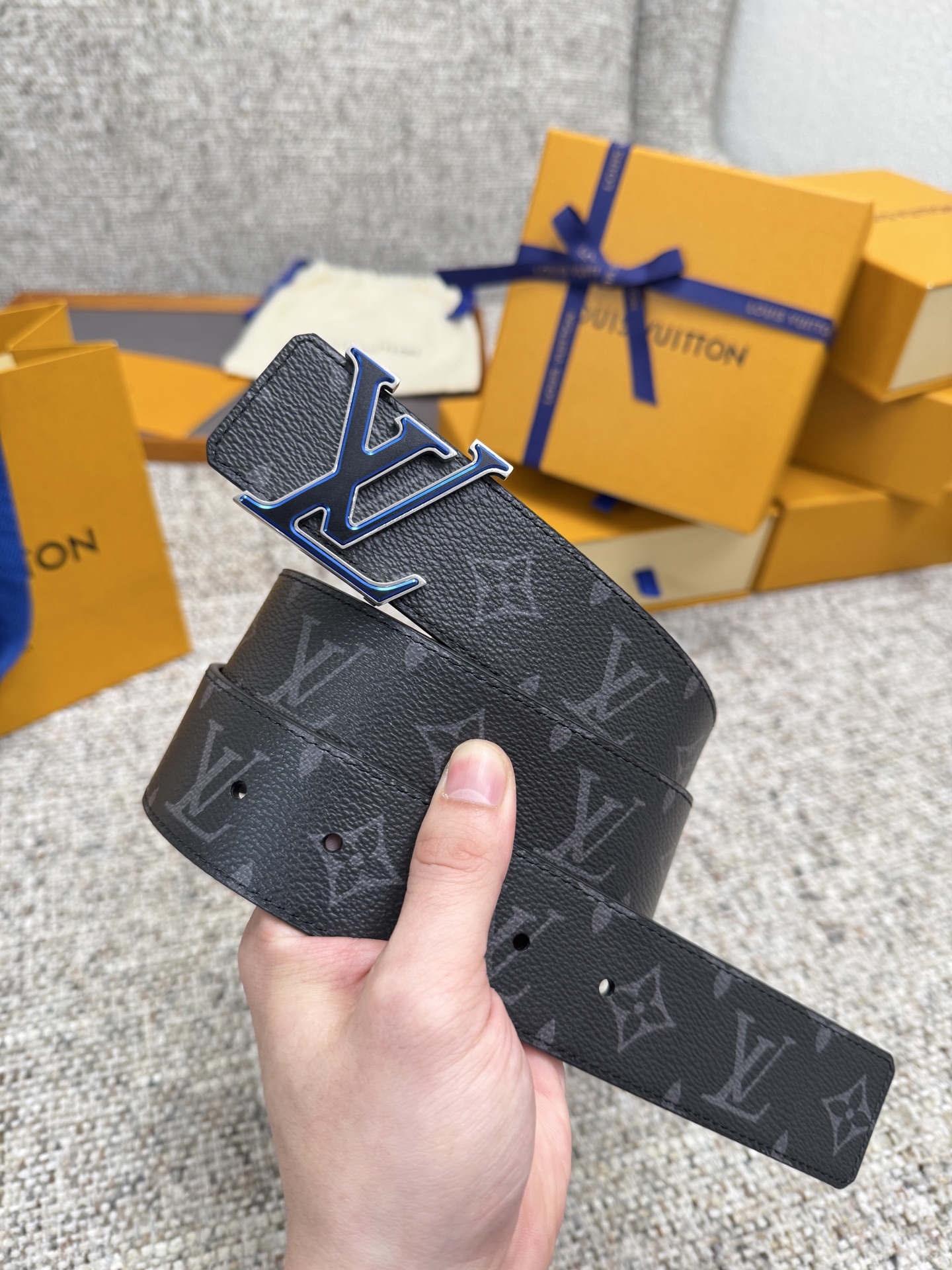 LV belt Louis Vuitton LV PVC 4.0 — photo 5