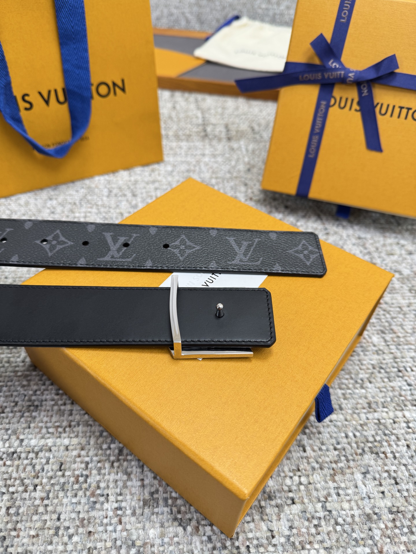 LV belt Louis Vuitton LV PVC 4.0 — photo 7