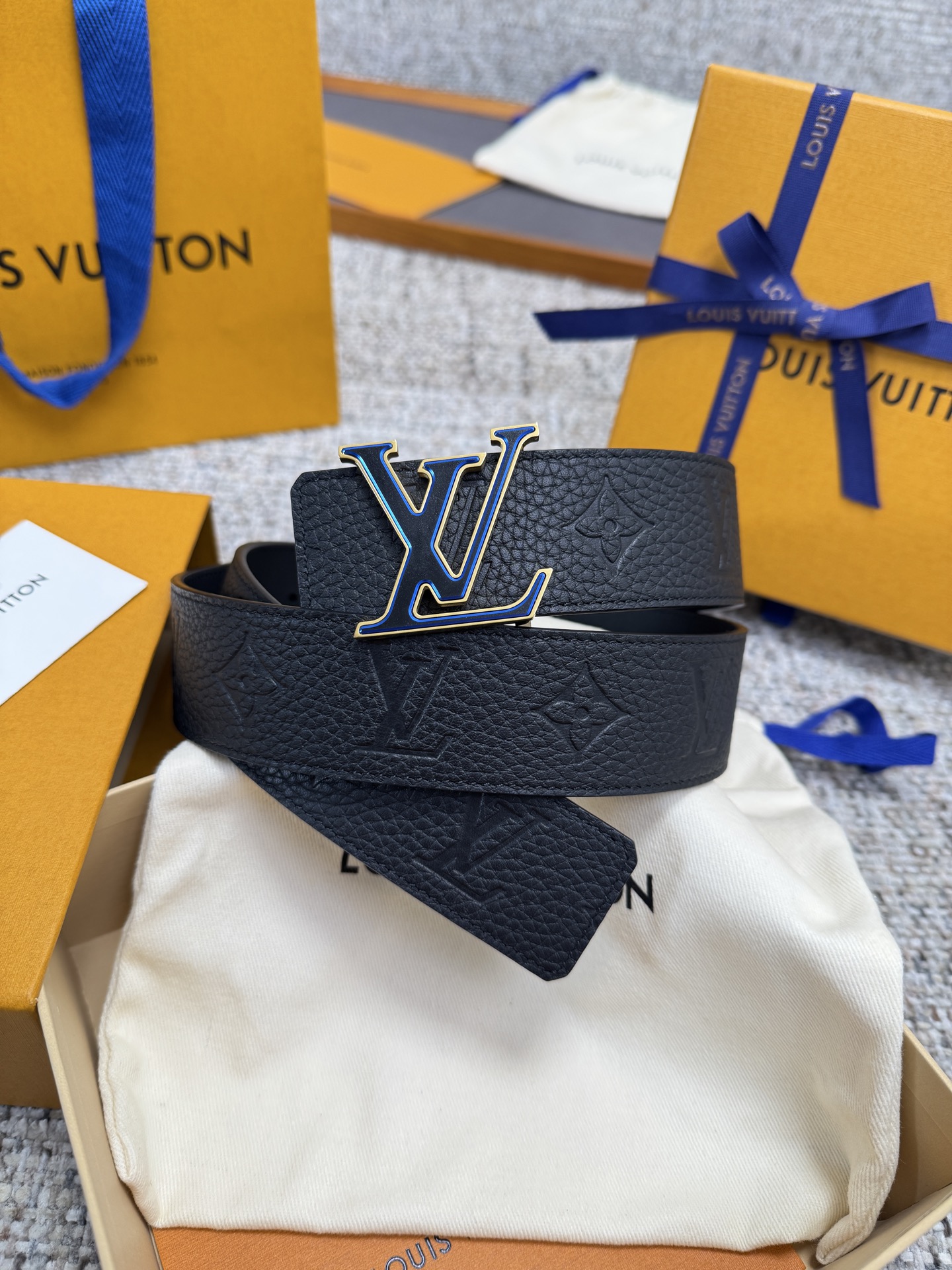 LV-Gürtel Louis Vuitton LV PVC 4.0 — photo 8