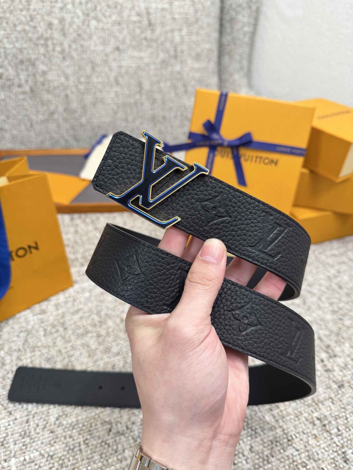 LV-Gürtel Louis Vuitton LV PVC 4.0 — photo 2
