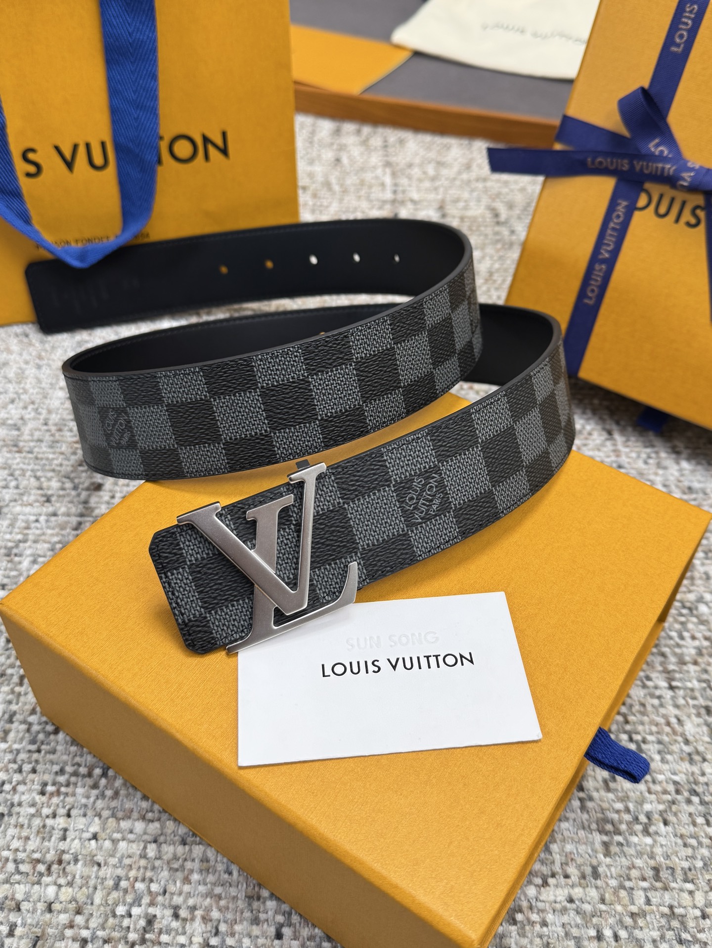 LV Style Black Men's Belts Men's Belts Men's Belt detail image 8 from source 766519