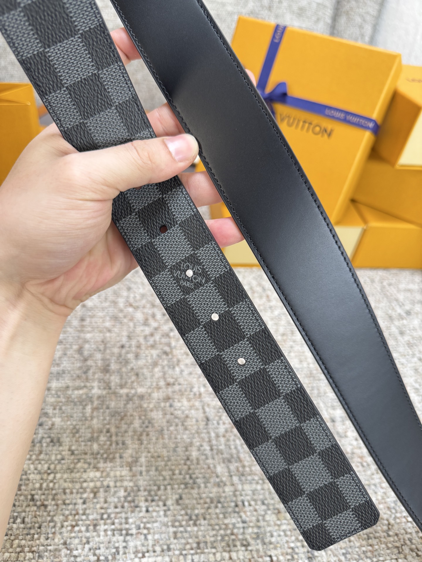 Louis Vuitton LV腰带 PVC皮底系列 原厂五金 精致手工绘边 柔软舒适 宽4.0