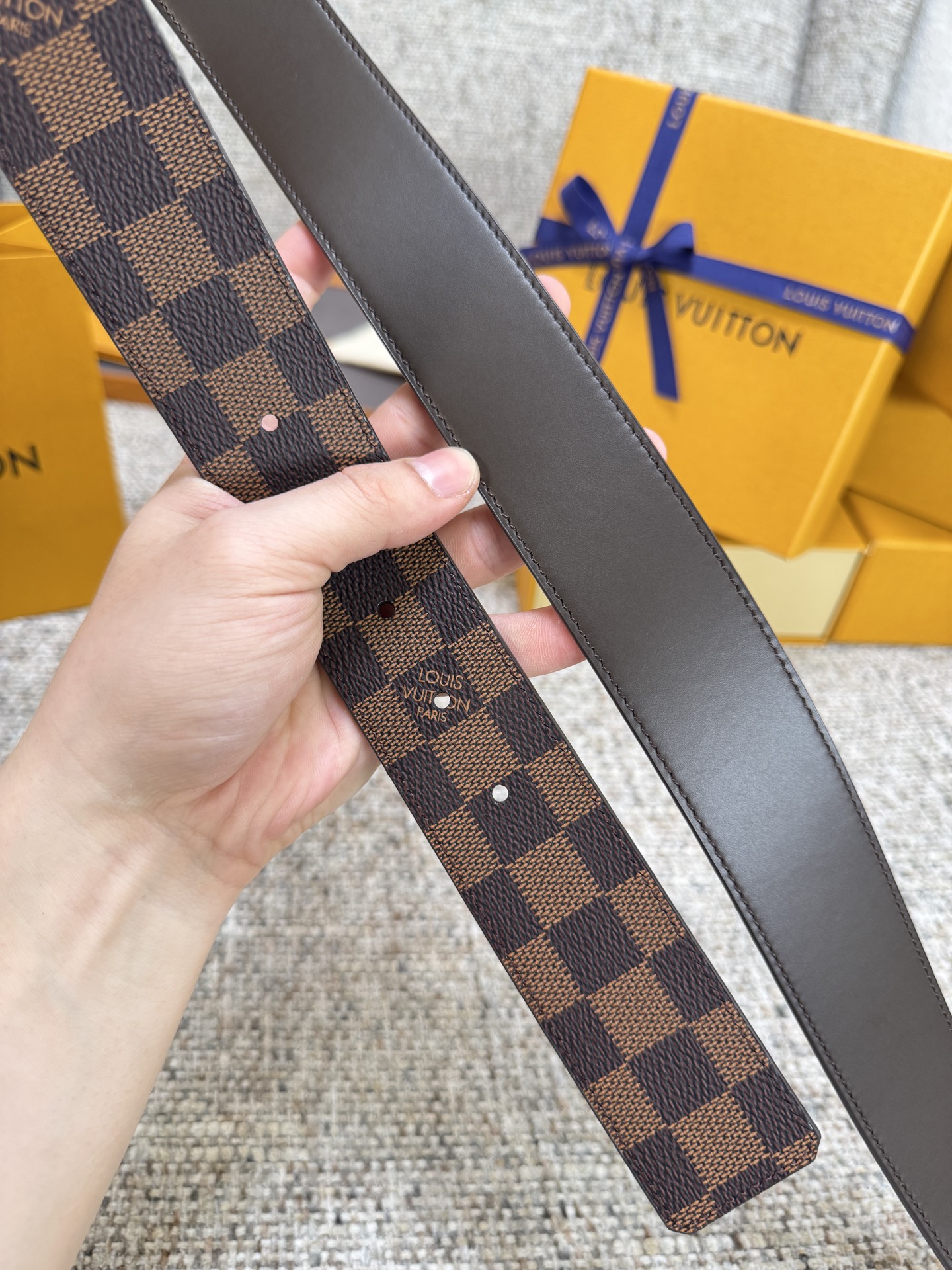 Louis Vuitton LV腰带 PVC皮底系列 原厂五金 精致手工绘边 柔软舒适 宽4.0