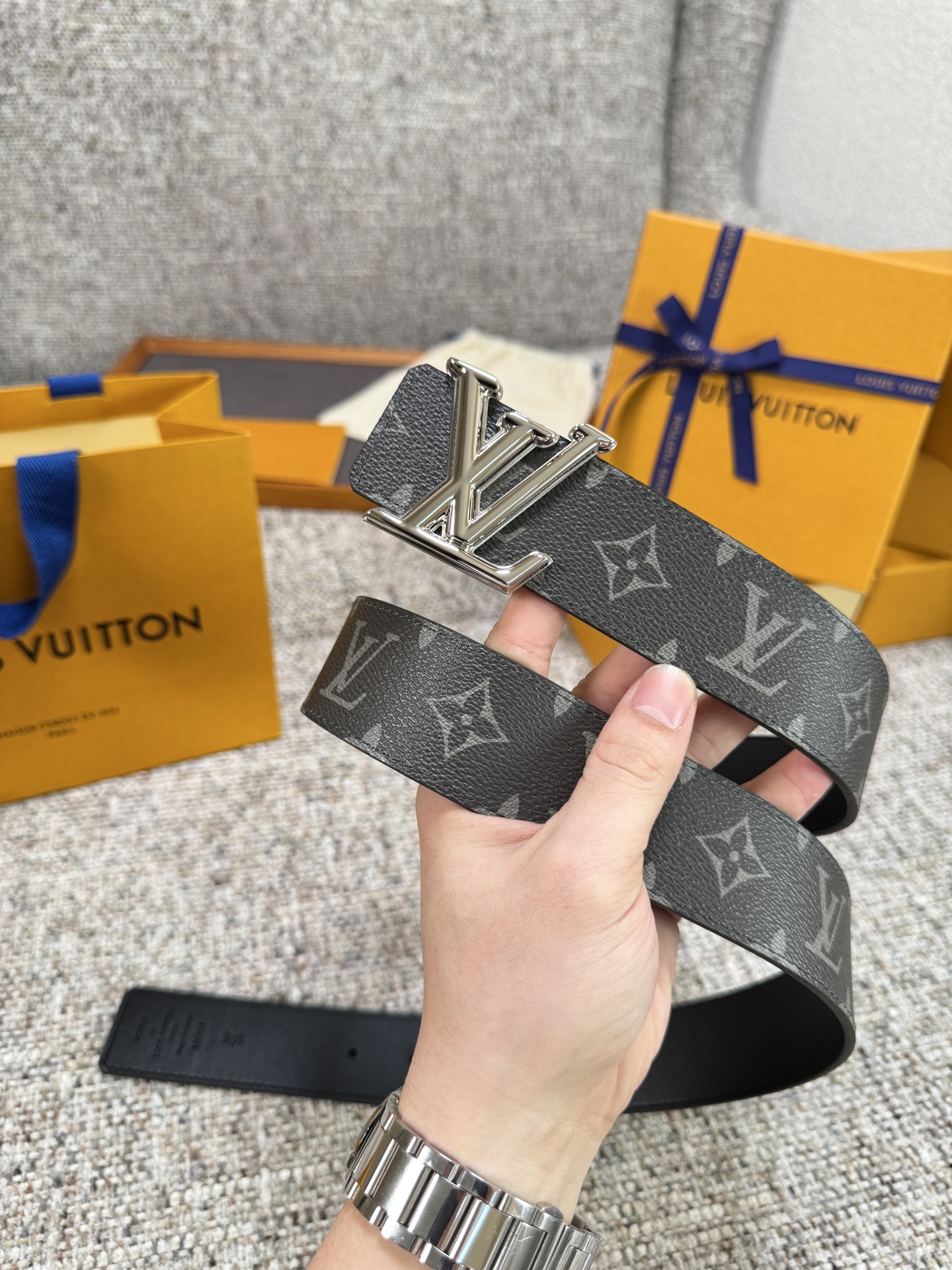 Louis Vuitton LV腰带 PVC皮底系列 原厂五金 精致手工绘边 柔软舒适 宽4.0