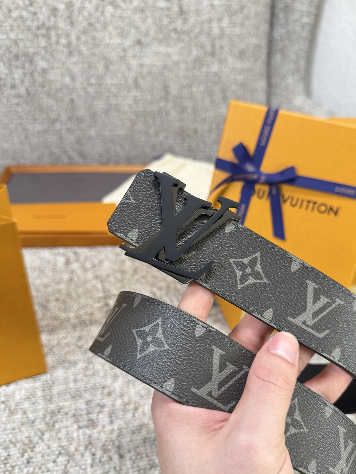 Louis Vuitton LV腰带 绿色老花皮底系列 原厂五金 精致手工绘边 柔软舒适 宽4.0