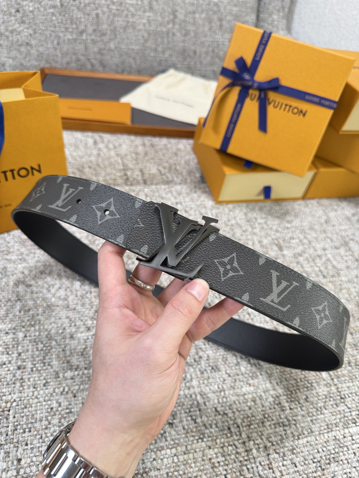 Louis Vuitton LV腰带 绿色老花皮底系列 原厂五金 精致手工绘边 柔软舒适 宽4.0
