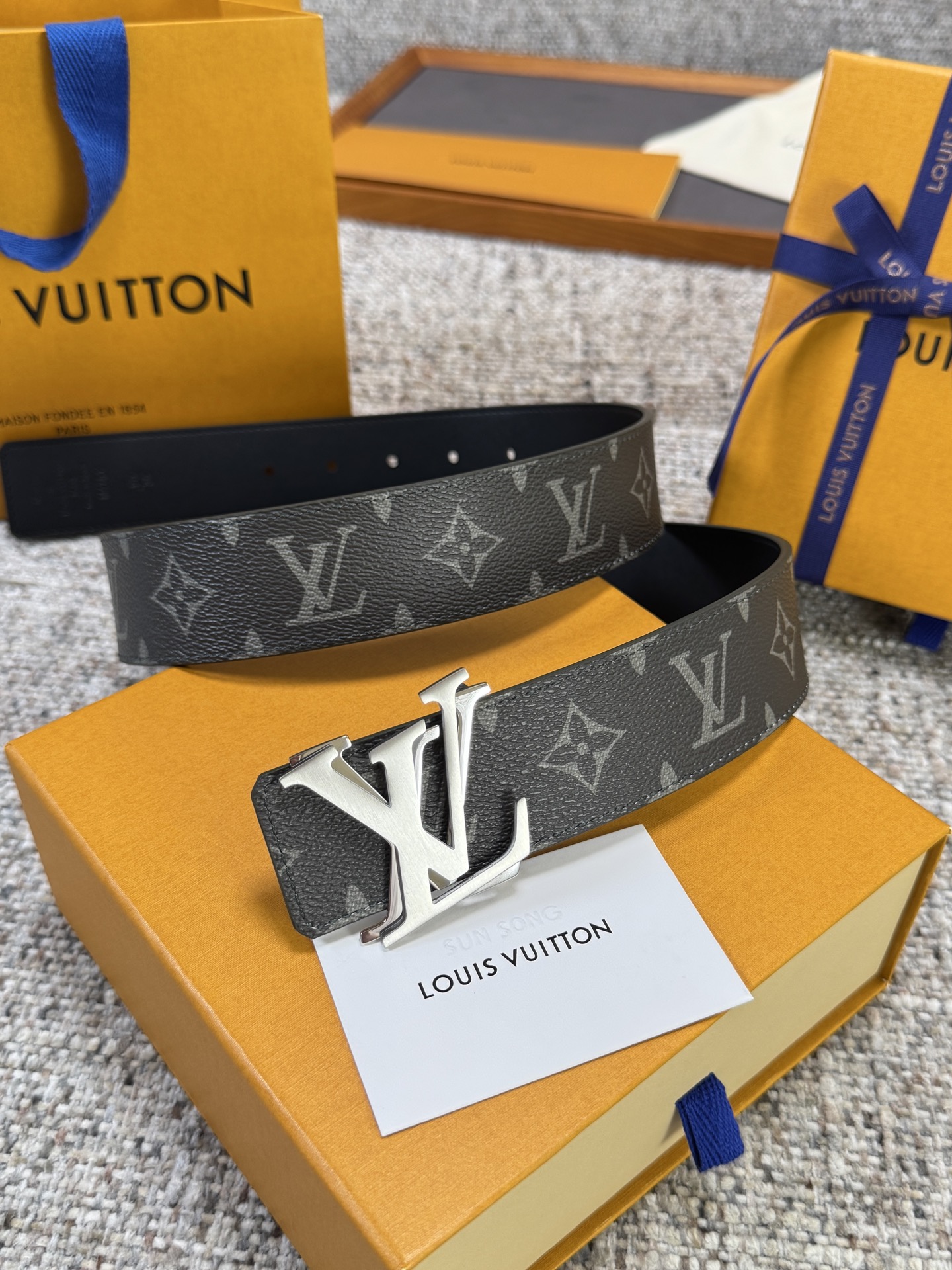 Louis Vuitton LV腰带 绿色老花皮底系列 原厂五金 精致手工绘边 柔软舒适 宽4.0
