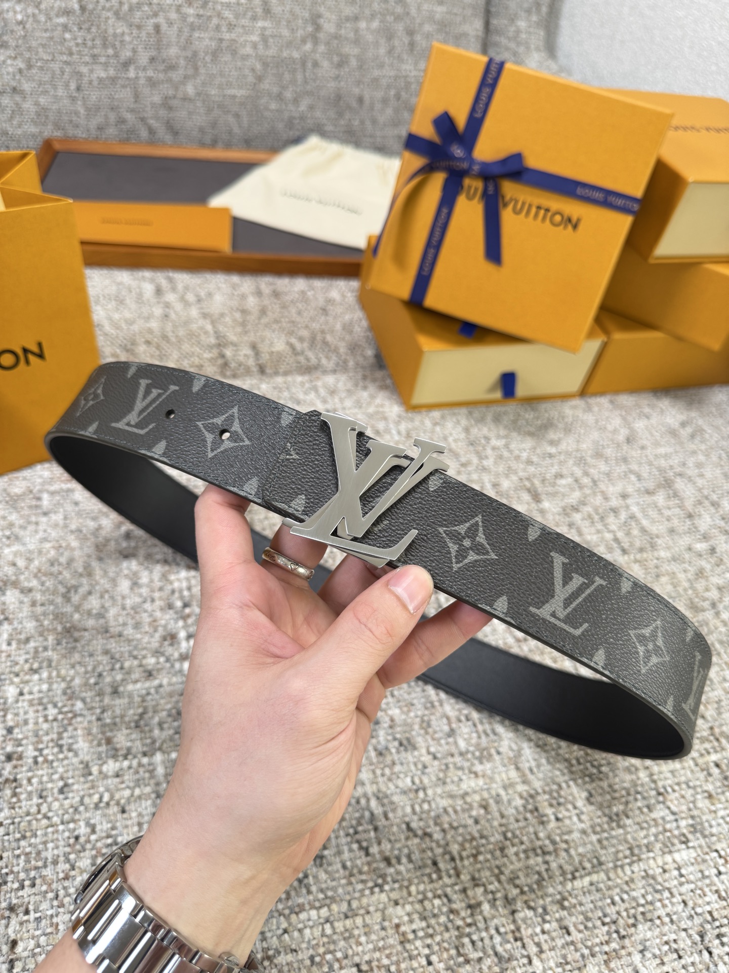 Louis Vuitton LV腰带 绿色老花皮底系列 原厂五金 精致手工绘边 柔软舒适 宽4.0