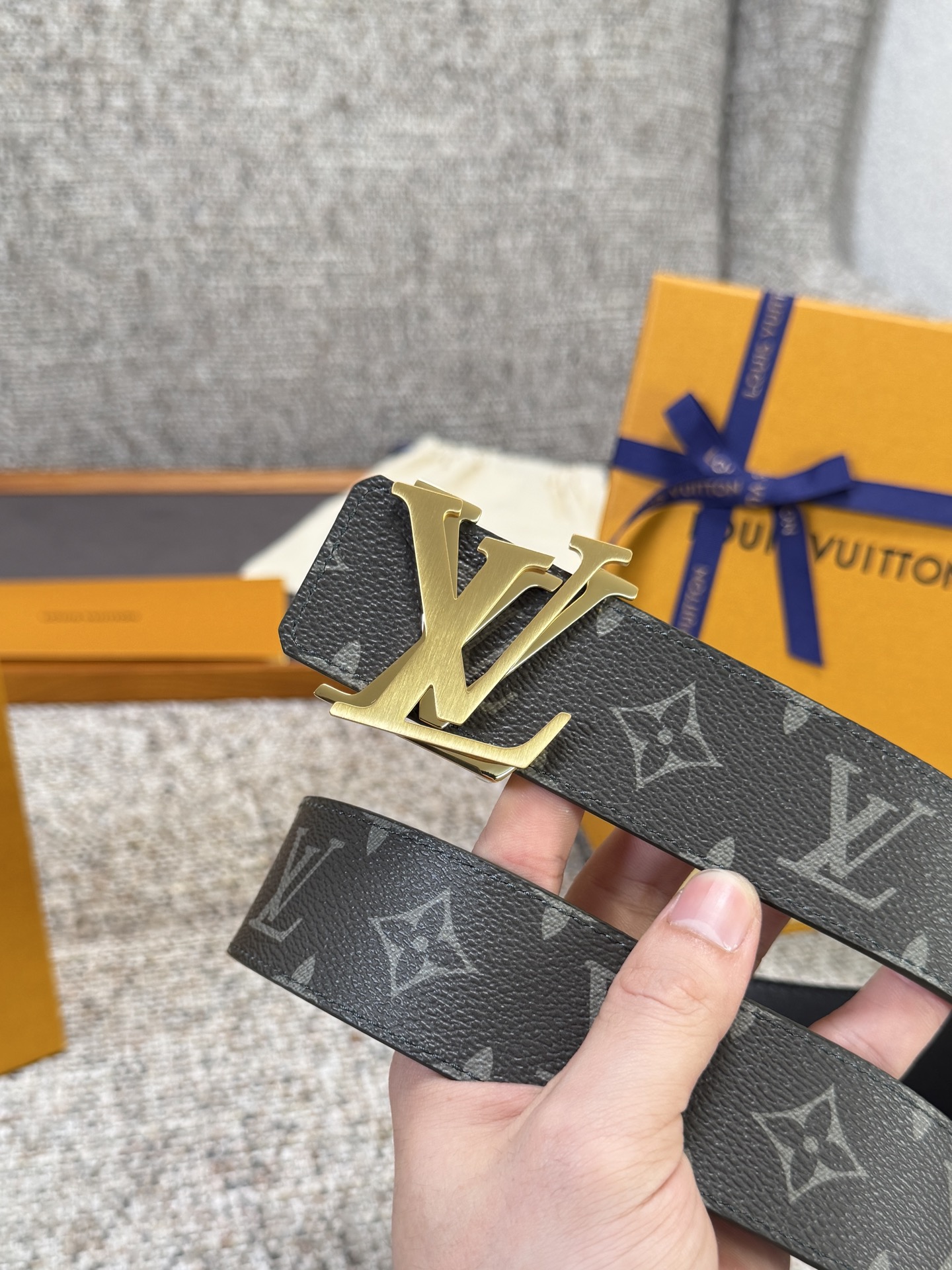 Louis Vuitton LV腰带 绿色老花皮底系列 原厂五金 精致手工绘边 柔软舒适 宽4.0