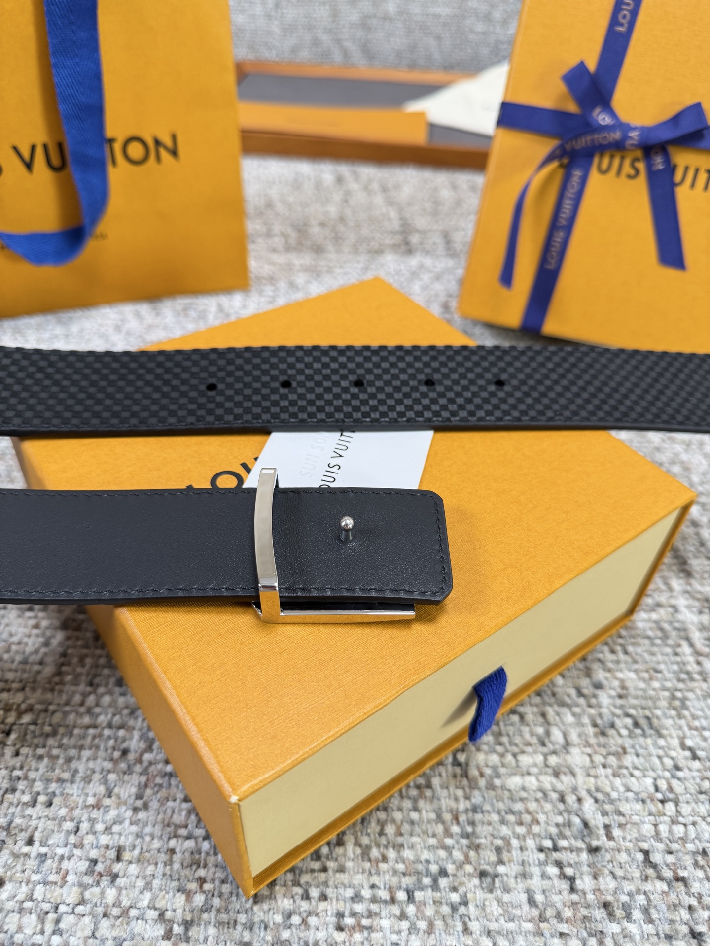 Louis Vuitton LV腰带 米格系列 原厂五金 精致手工绘边 柔软舒适 宽4.0