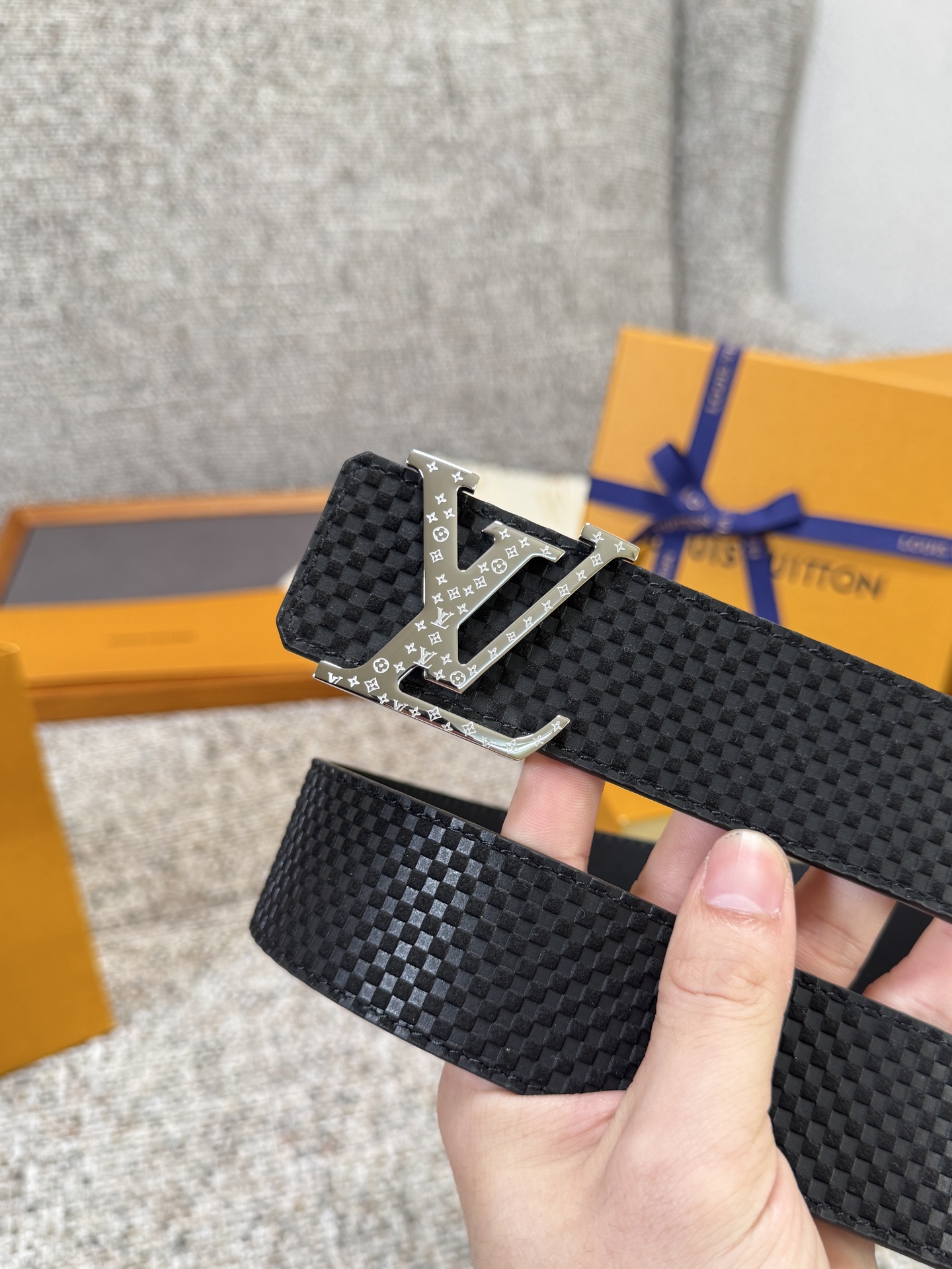 Louis Vuitton LV腰带 米格系列 原厂五金 精致手工绘边 柔软舒适 宽4.0