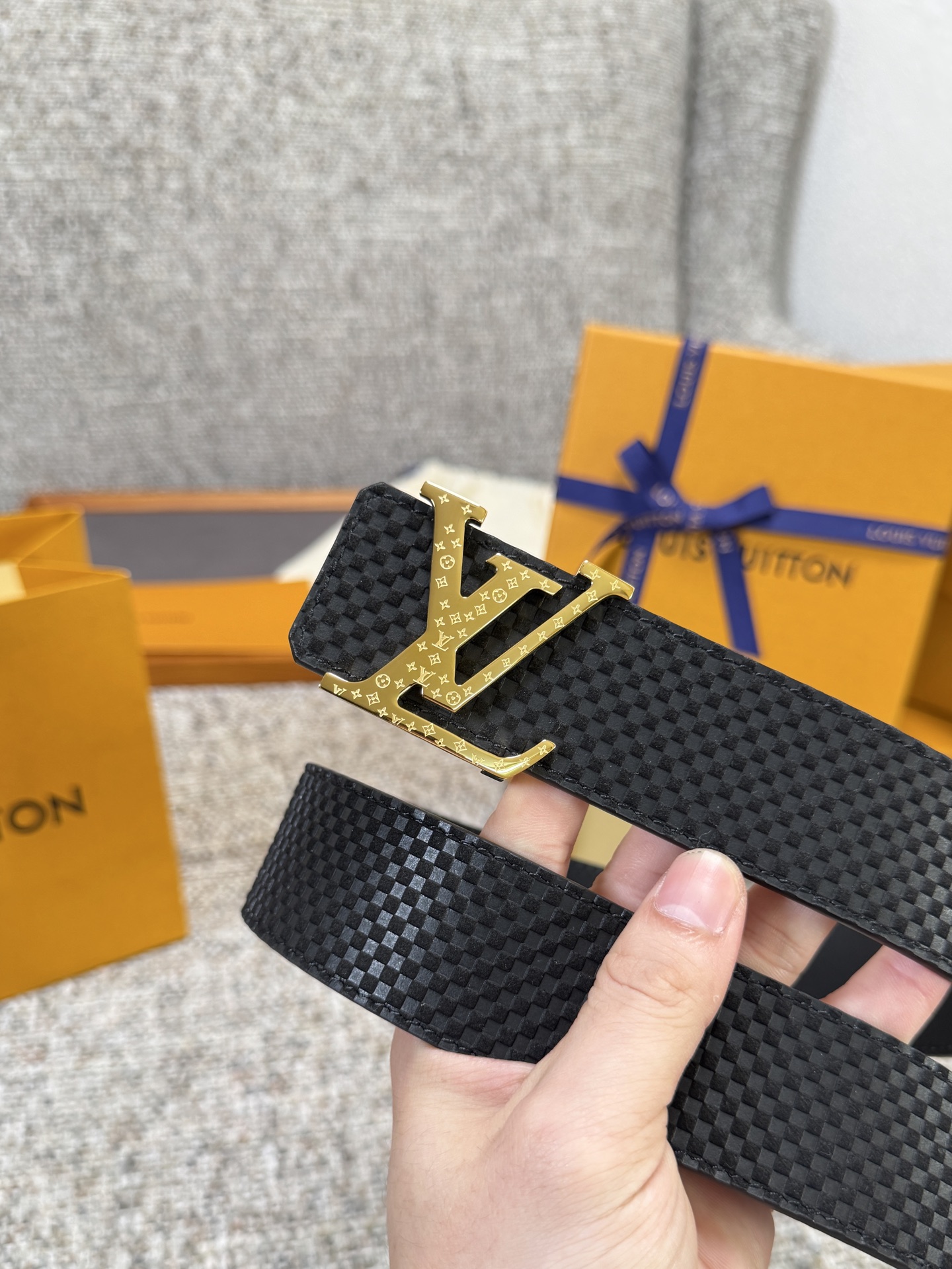 Louis Vuitton LV腰带 米格系列 原厂五金 精致手工绘边 柔软舒适 宽4.0
